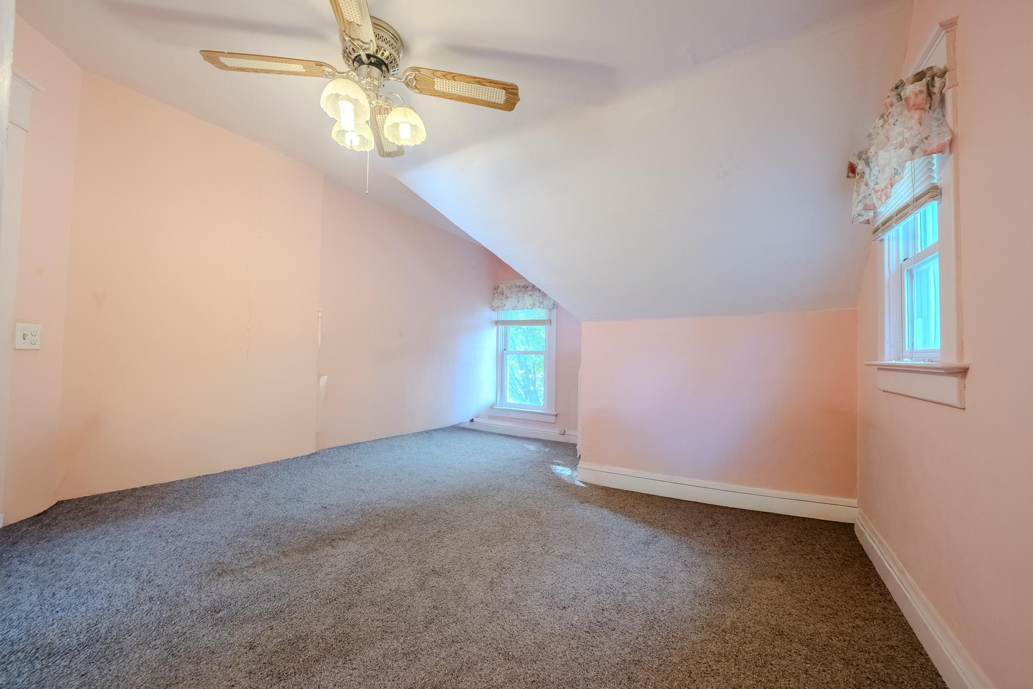 504 Degraff Avenue Property Photo 32