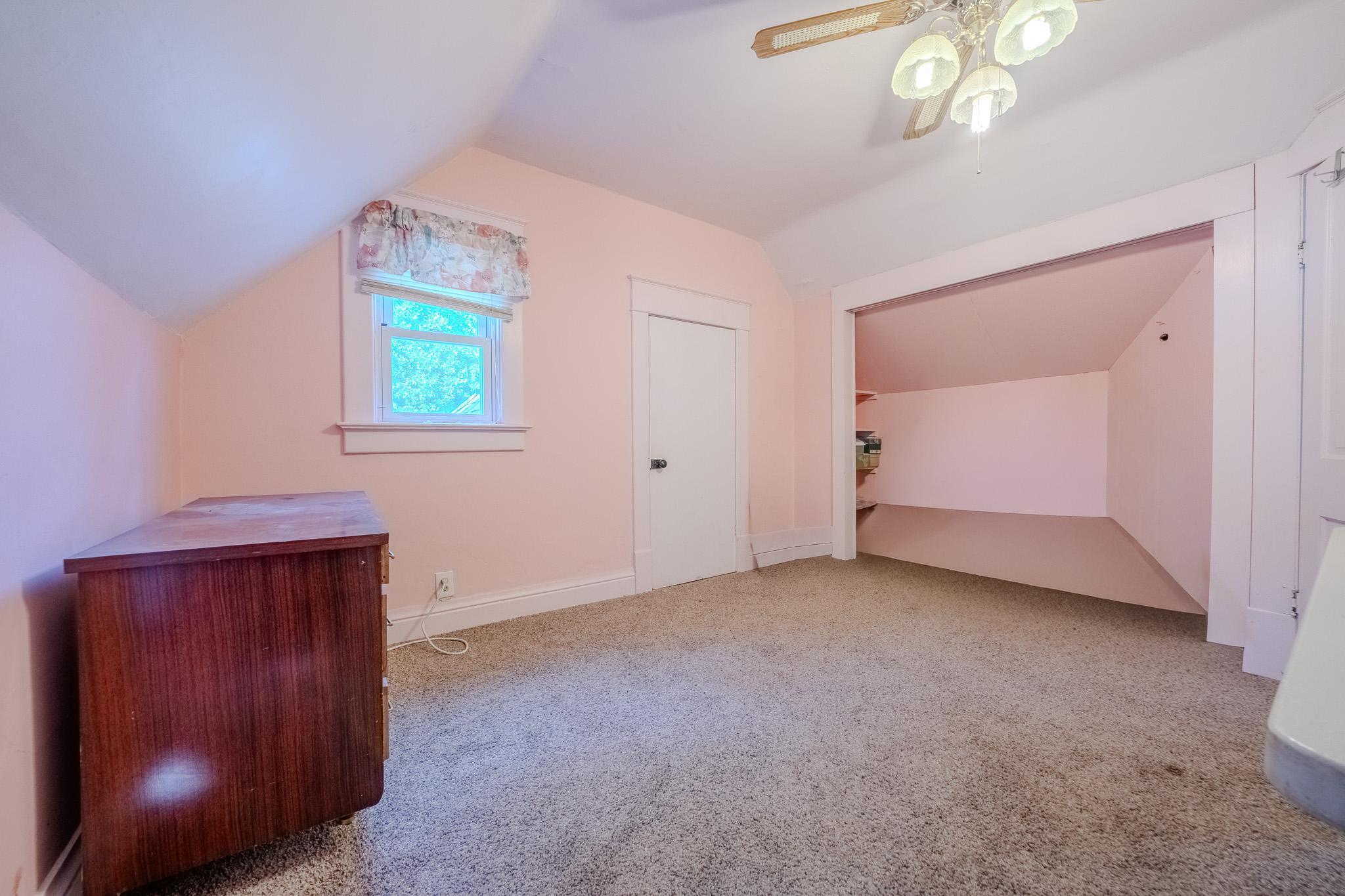 504 Degraff Avenue Property Photo 33