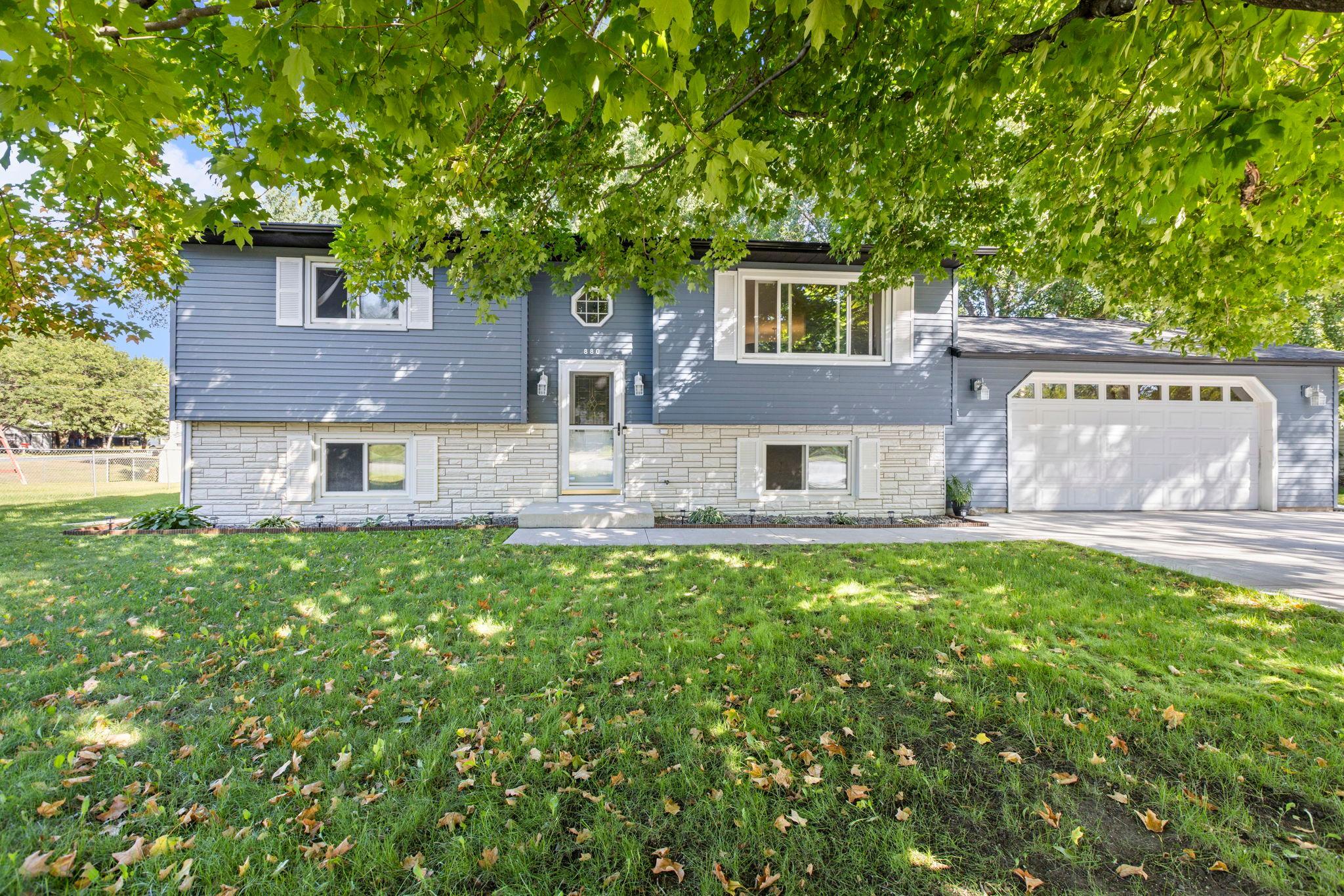 880 5th Street N Property Photo 18