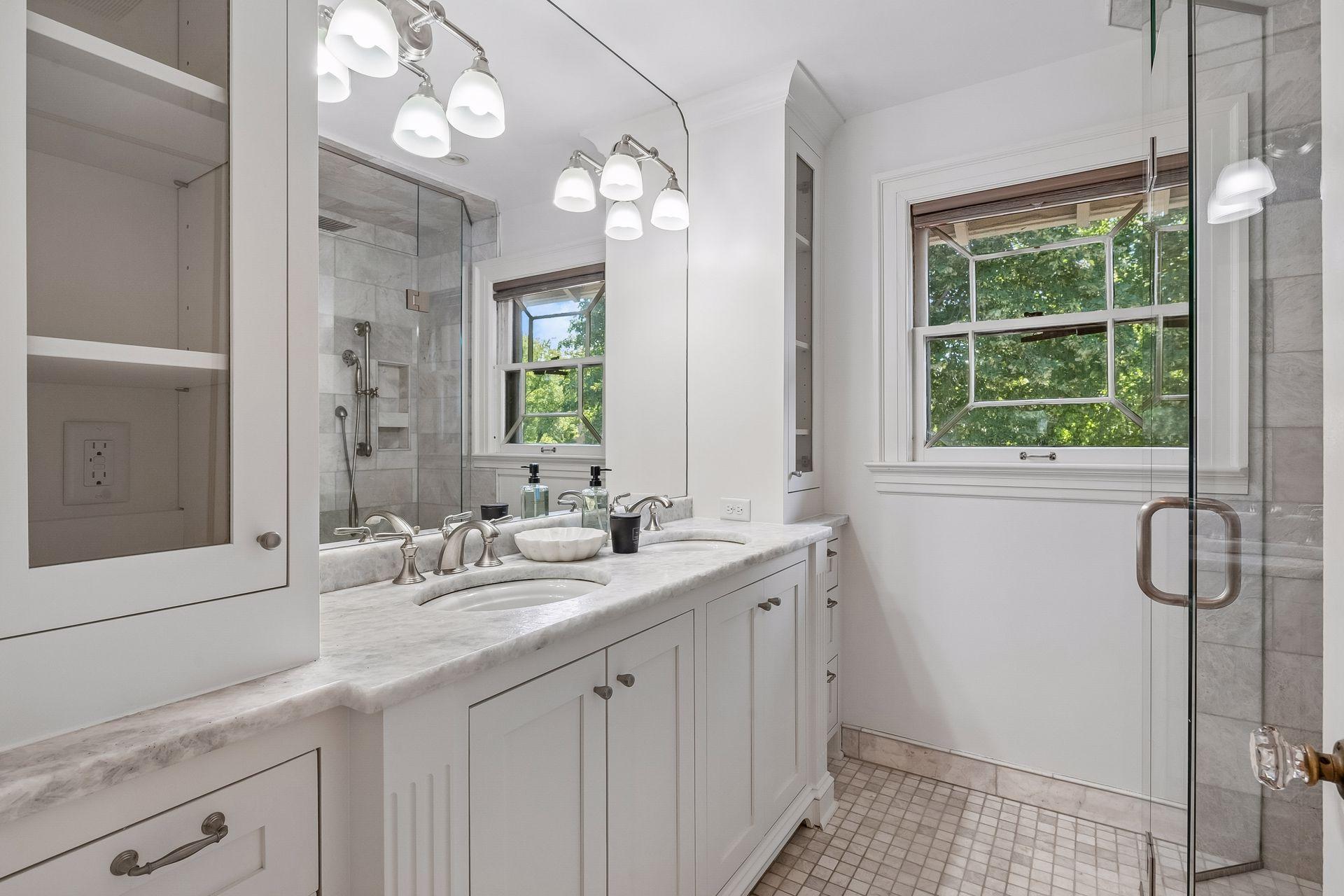 1766 Emerson Avenue S Property Photo 28