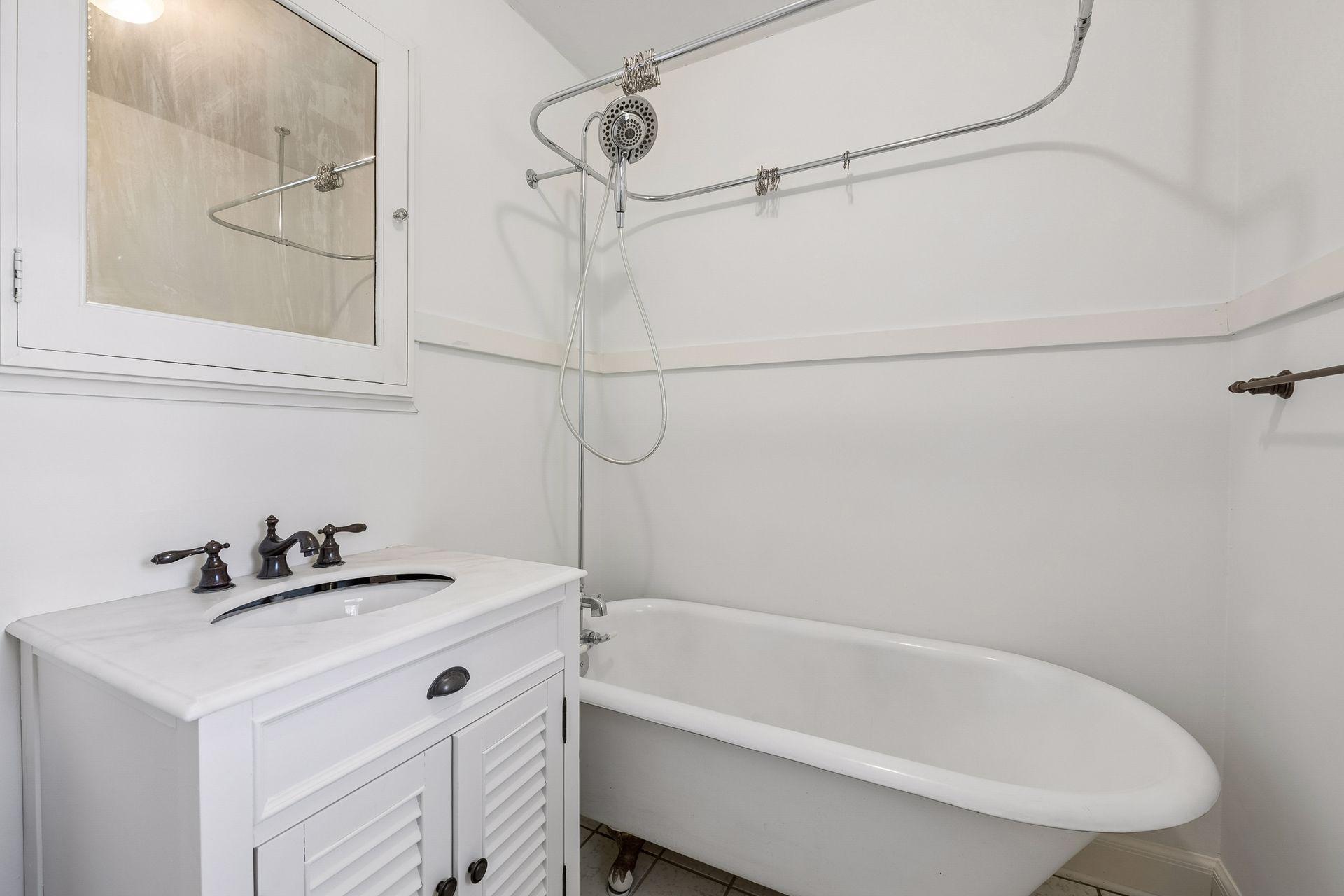 1766 Emerson Avenue S Property Photo 33