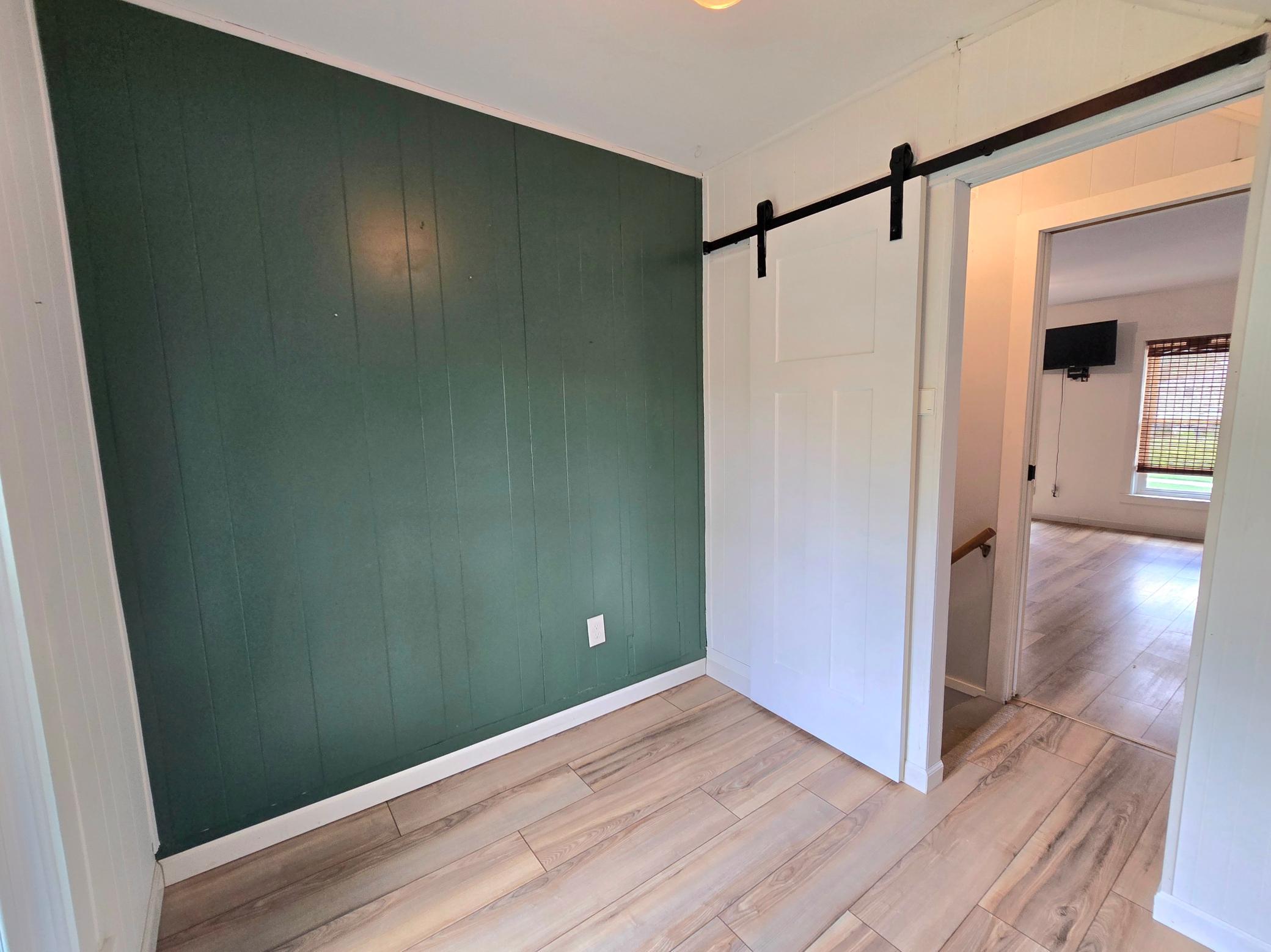 300 Kirkwood Street E Property Photo 30