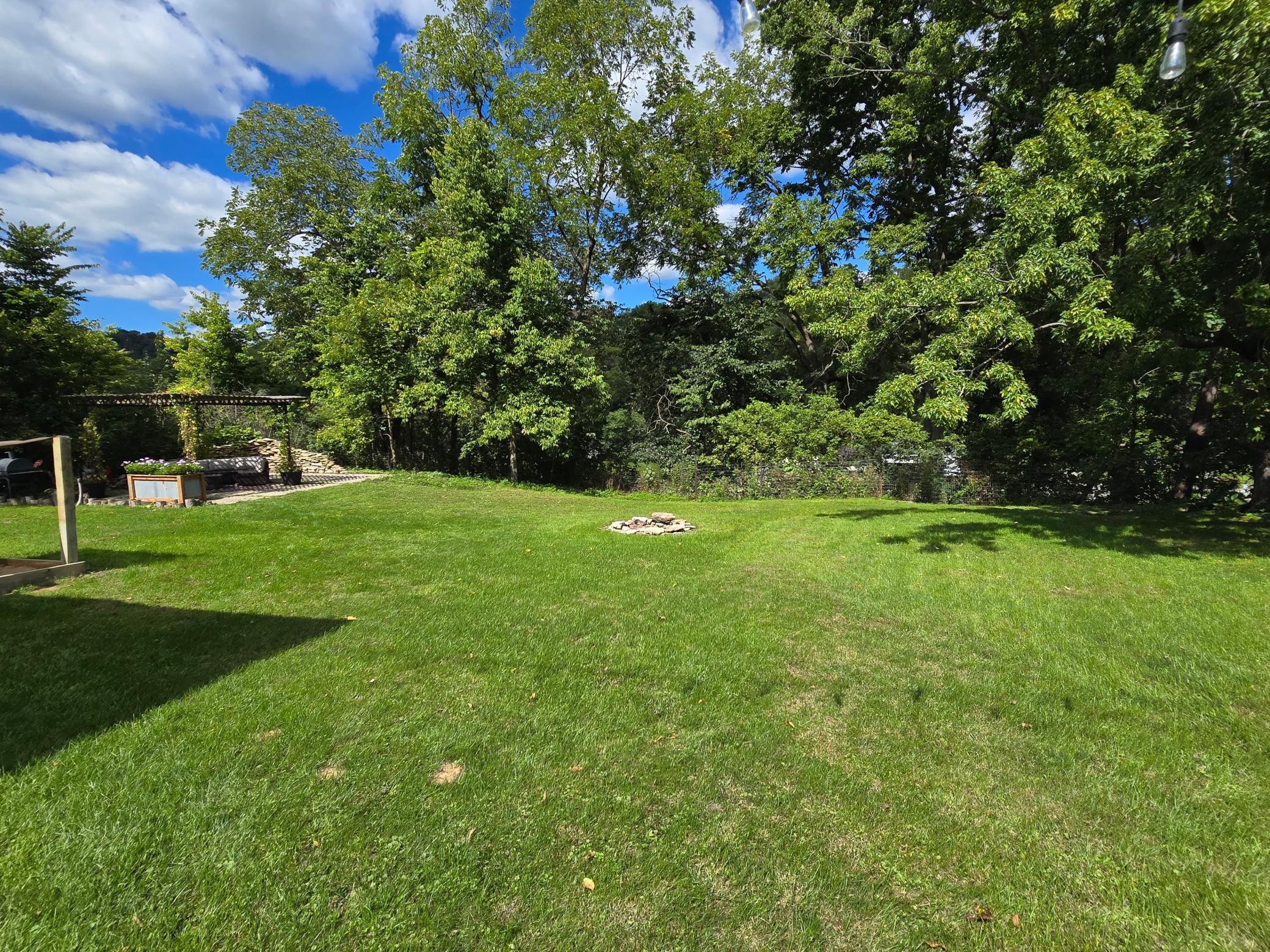 300 Kirkwood Street E Property Photo 61