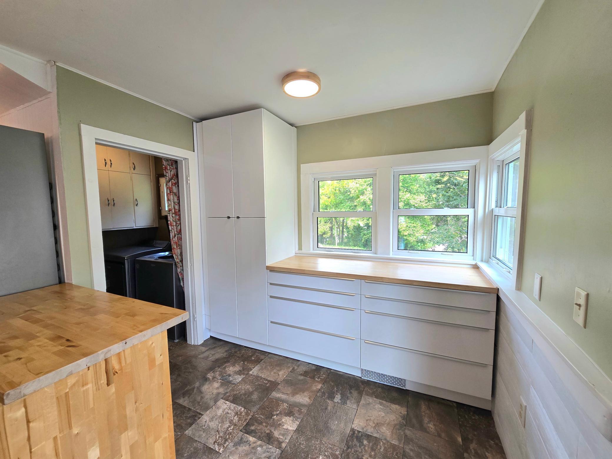 300 Kirkwood Street E Property Photo 67