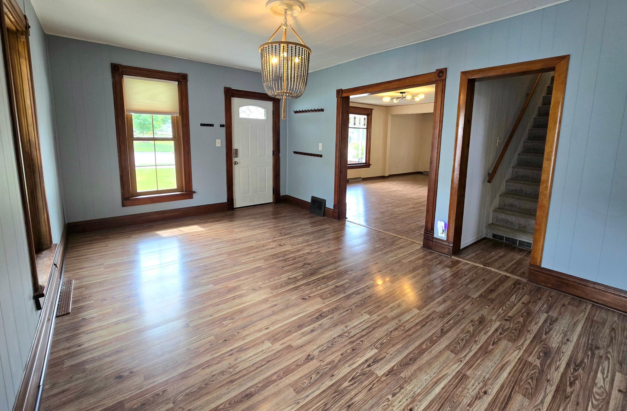 300 Kirkwood Street E Property Photo 72
