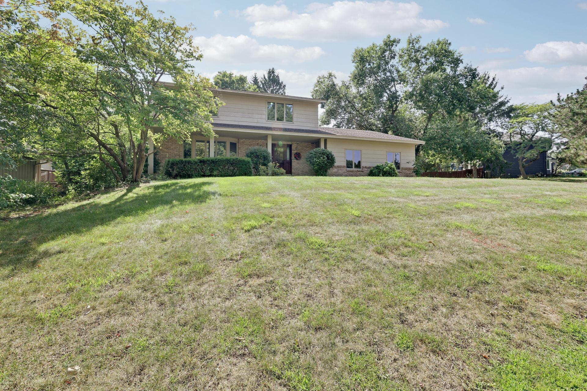 8359 Amsden Ridge Drive Property Photo 3