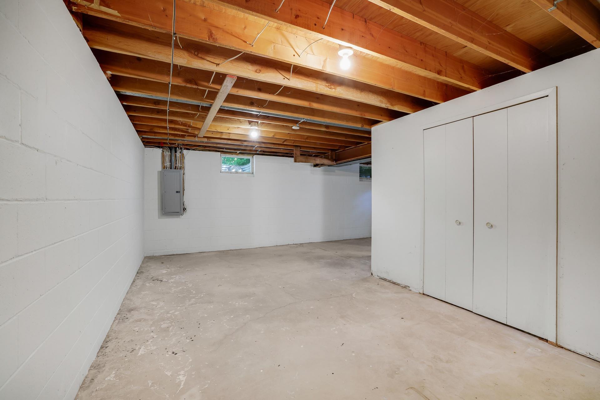 8359 Amsden Ridge Drive Property Photo 25