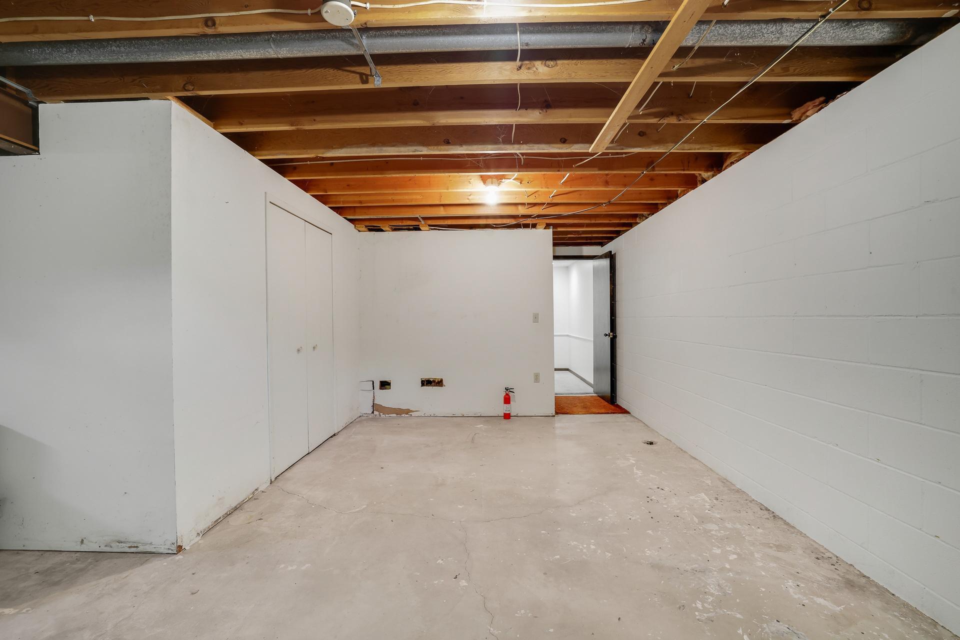 8359 Amsden Ridge Drive Property Photo 26