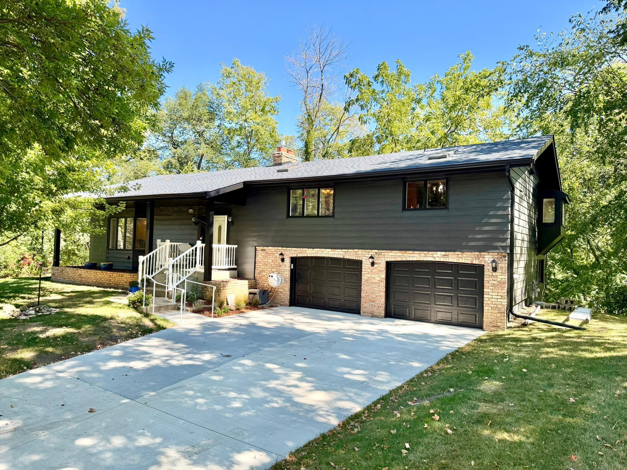 1609 Ridgewood Lane Property Photo
