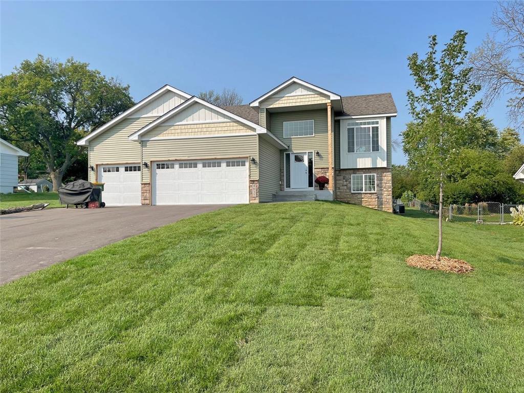 17xx Eugene Street Property Photo 1