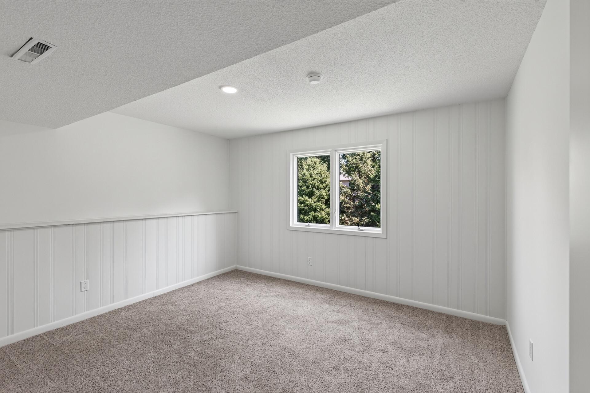 17550 Illinois Court Property Photo 22
