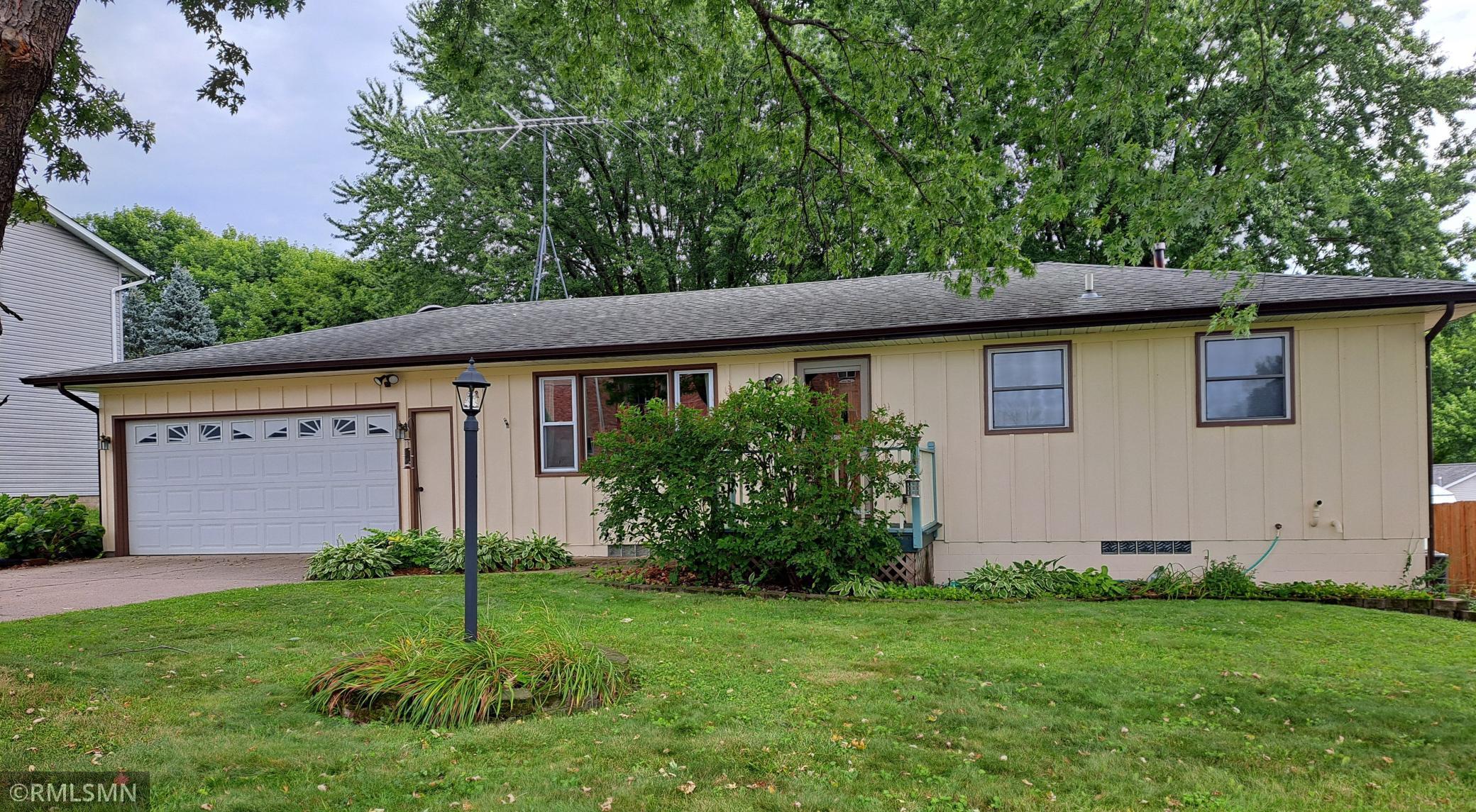 1417 Autumn Drive Property Photo 1