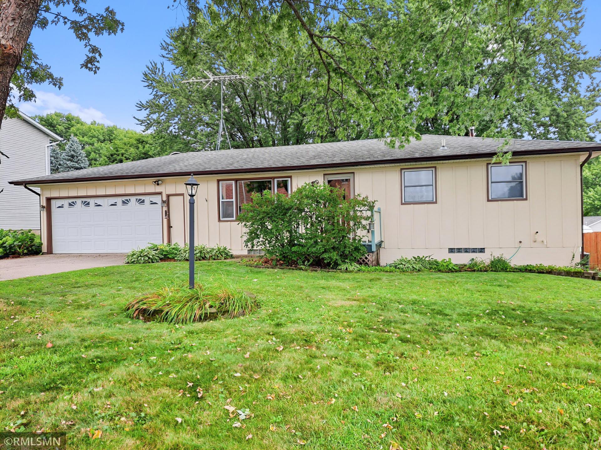 1417 Autumn Drive Property Photo 1