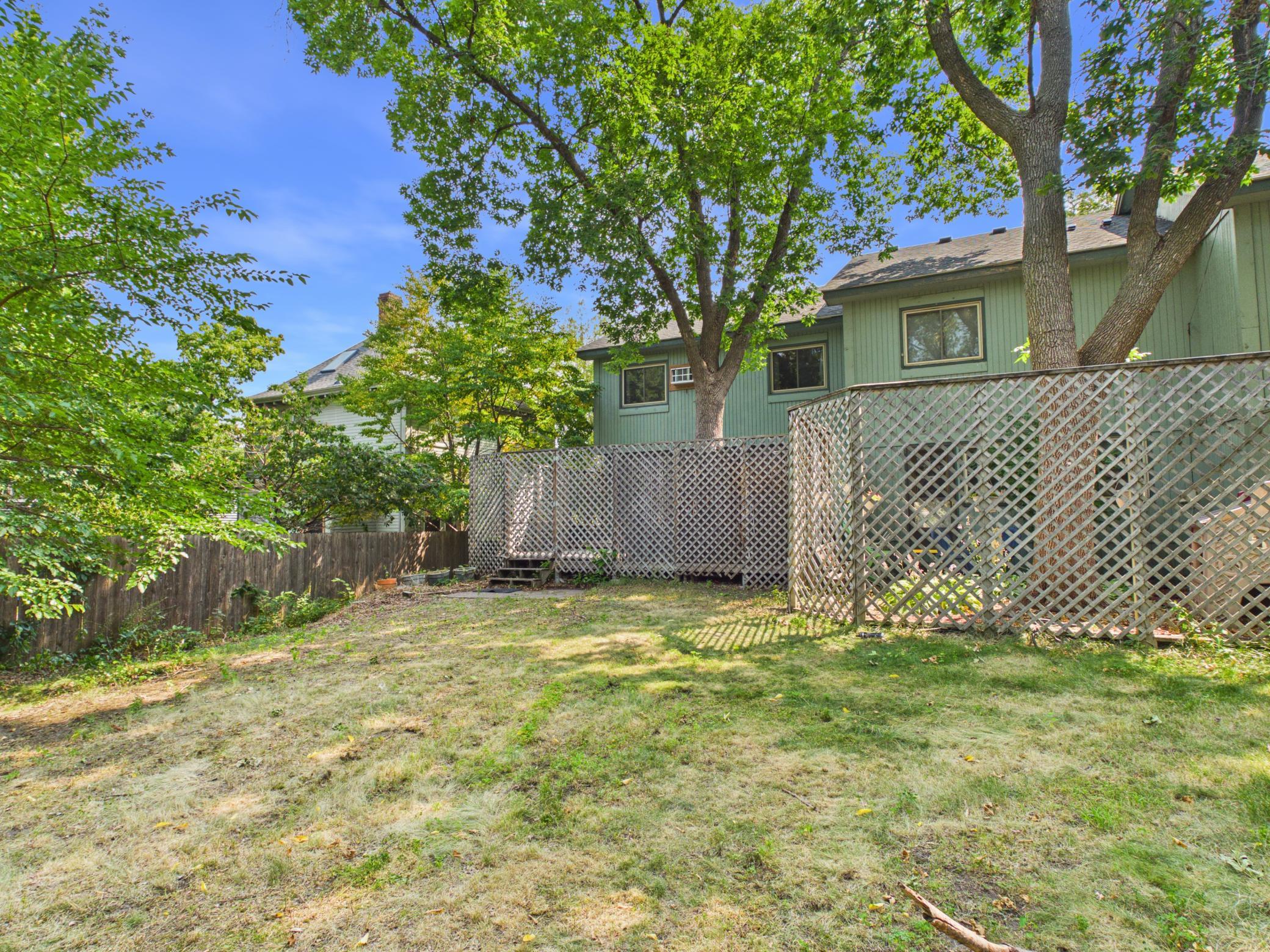2608 Clinton Avenue Property Photo 5
