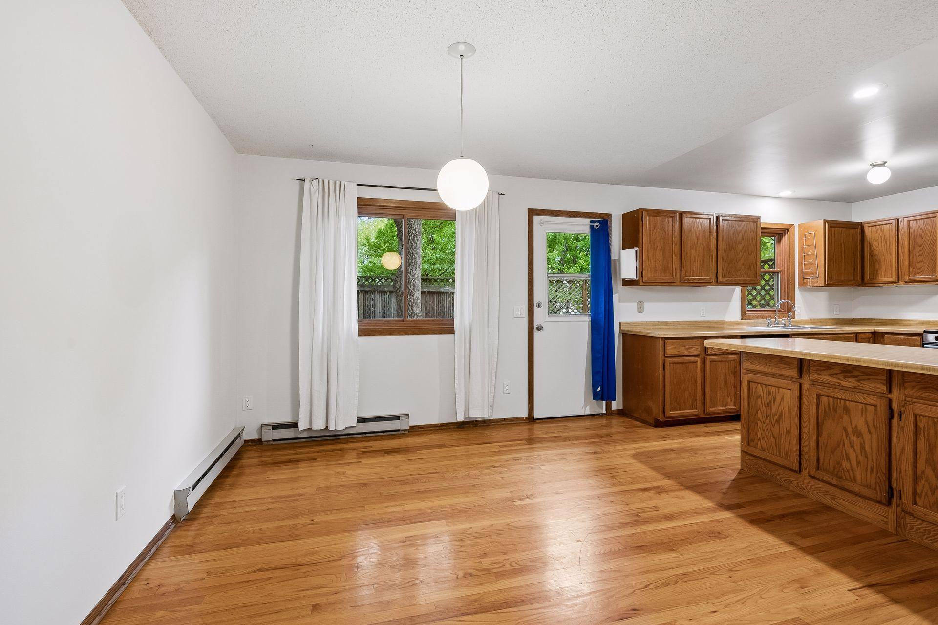 2608 Clinton Avenue Property Photo 19