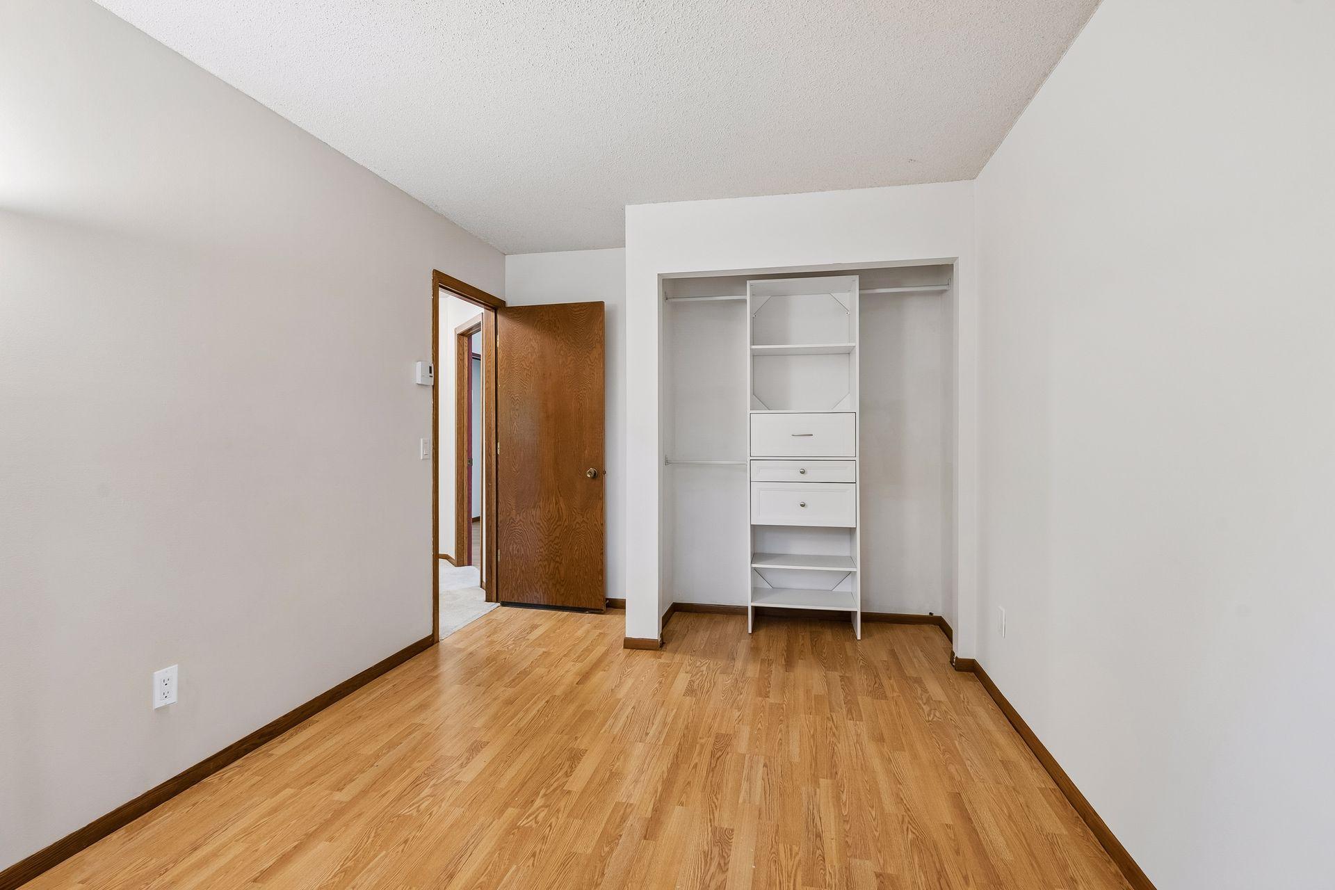 2608 Clinton Avenue Property Photo 30