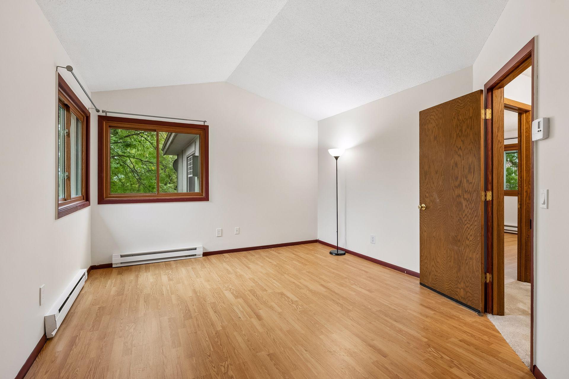 2608 Clinton Avenue Property Photo 31