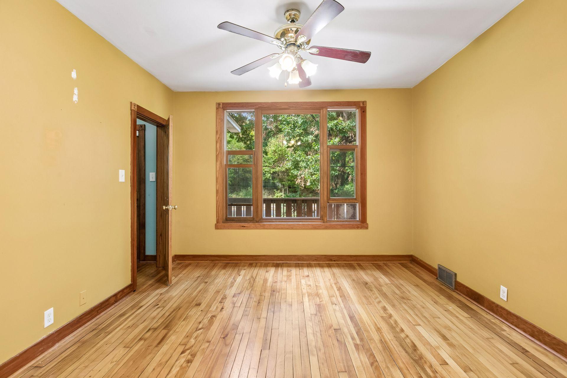 524 Harrison Avenue Property Photo 3