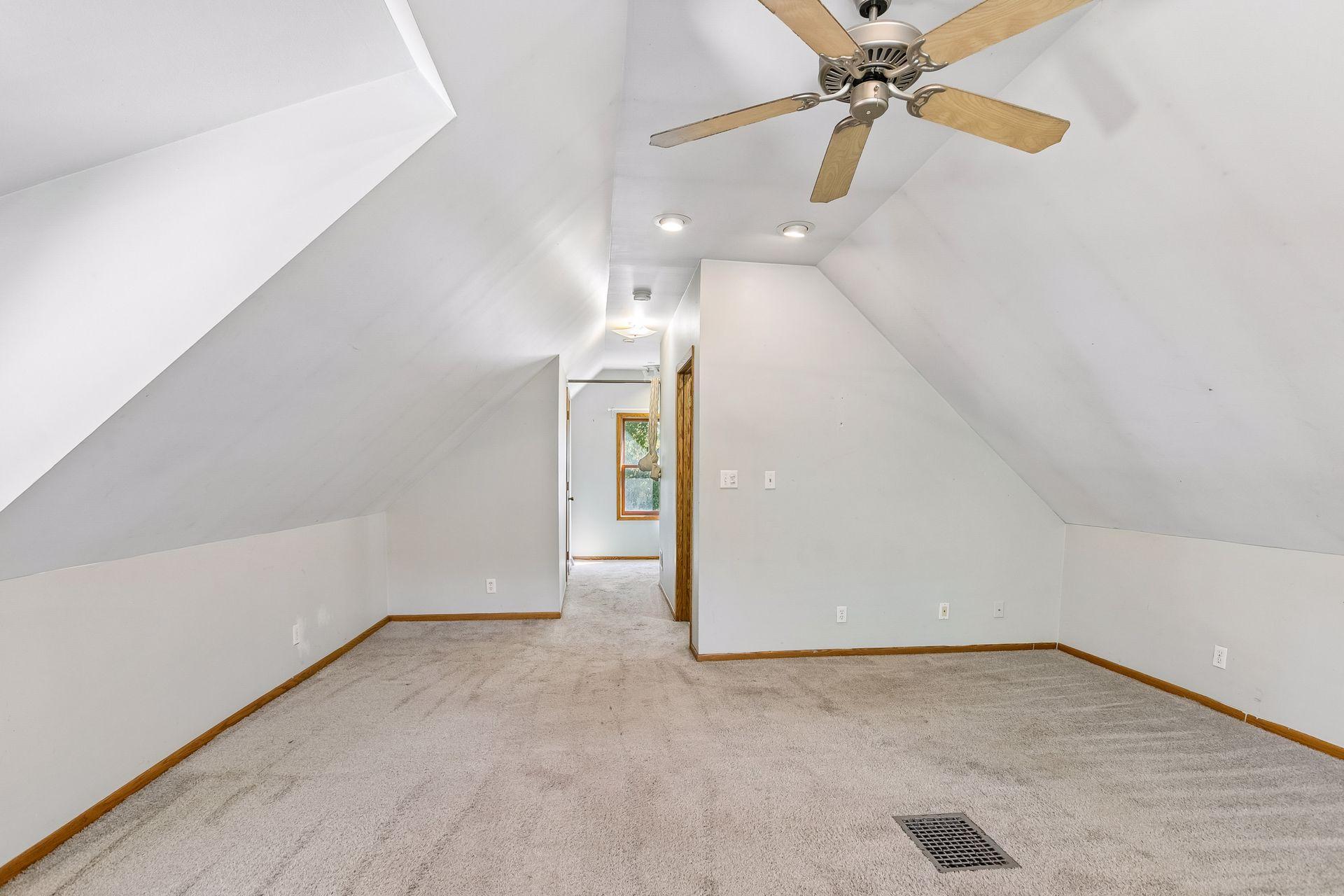 524 Harrison Avenue Property Photo 17