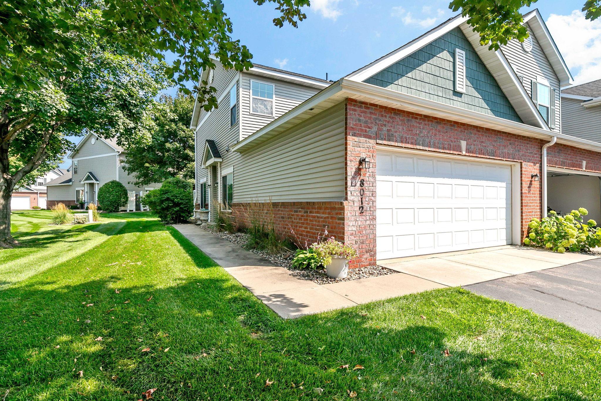 8012 Stratford Circle S