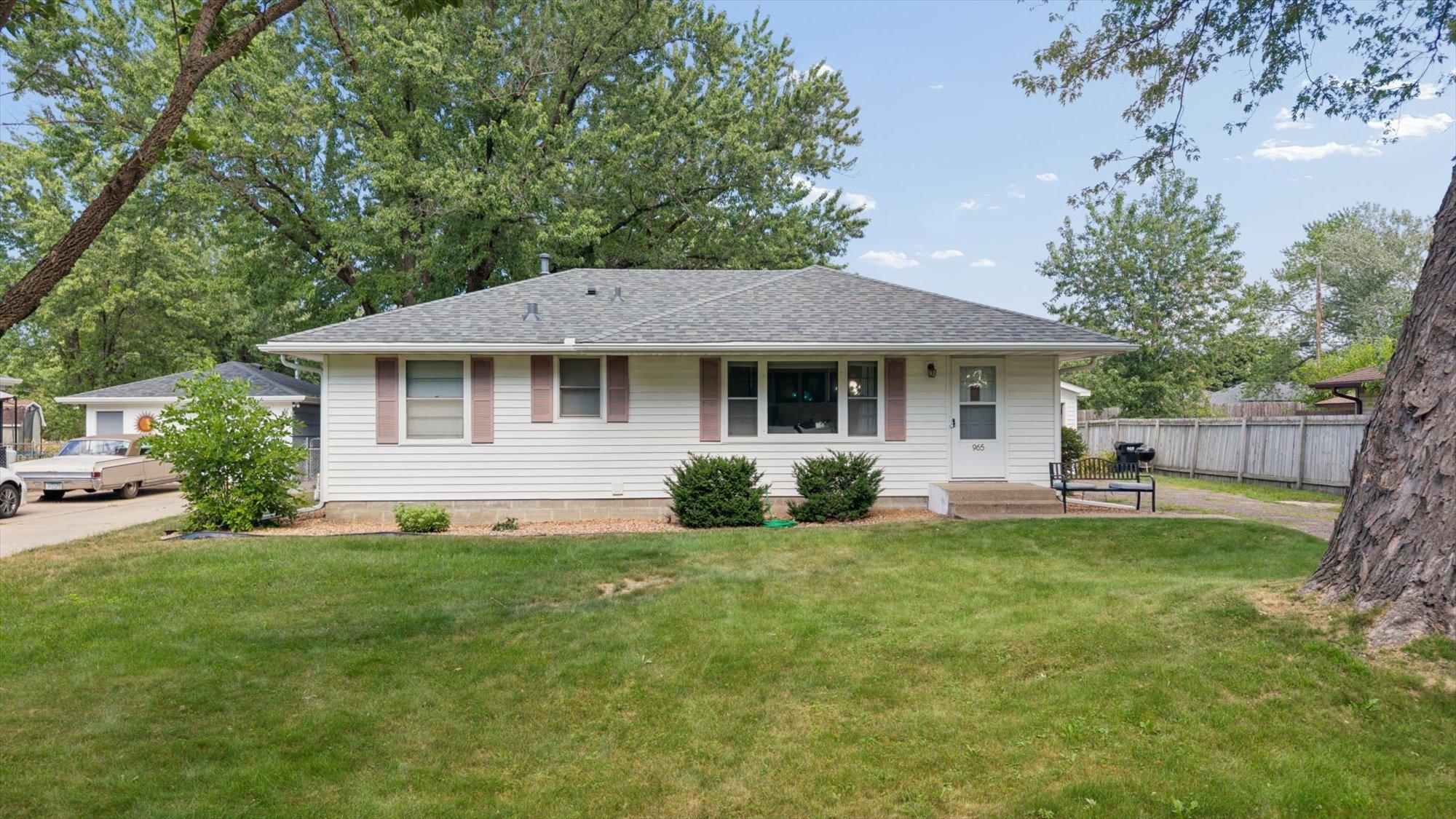 965 109th Avenue NW Property Photo 1