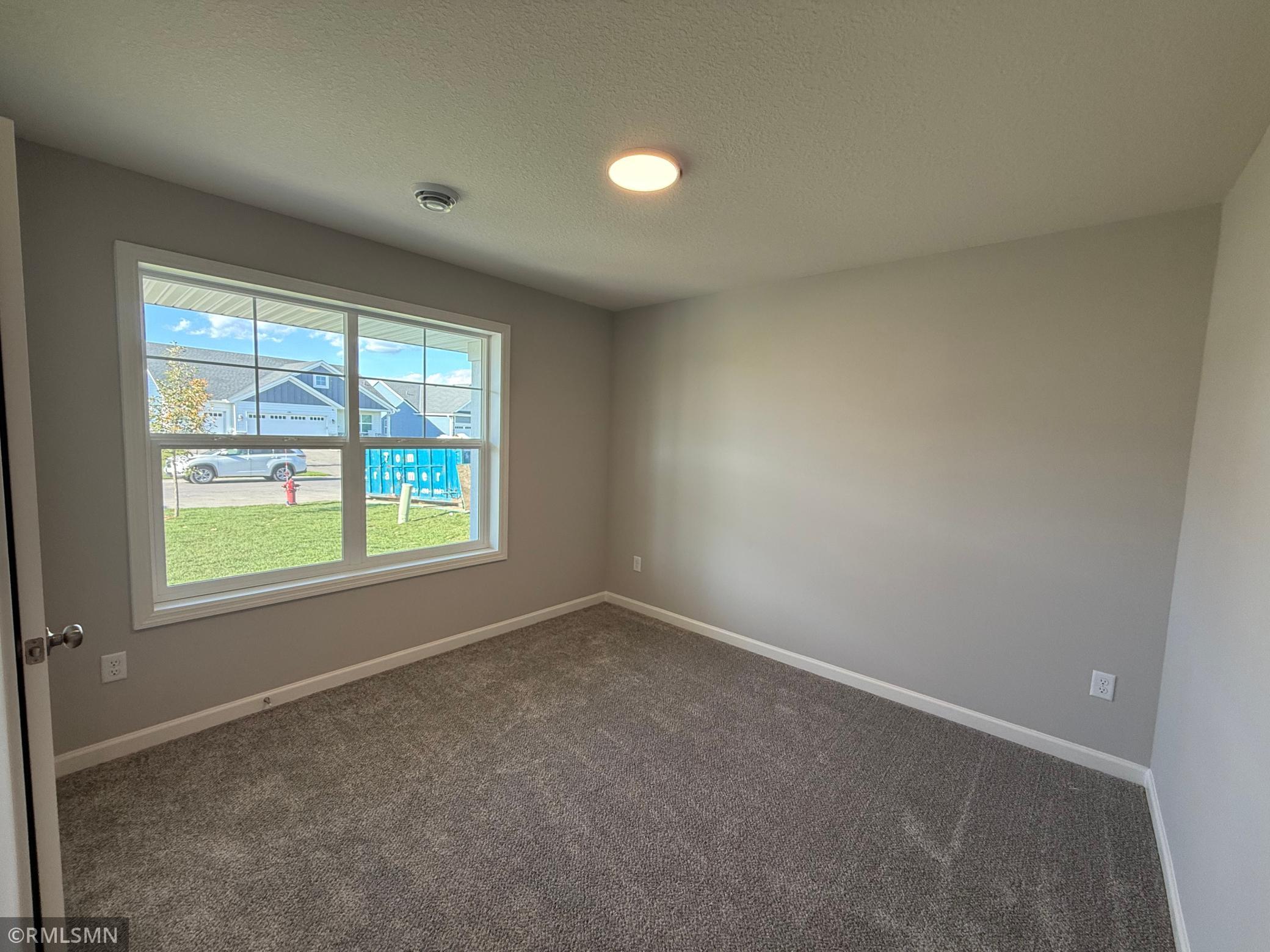 2478 Jacamar Avenue Ne Property Photo 4