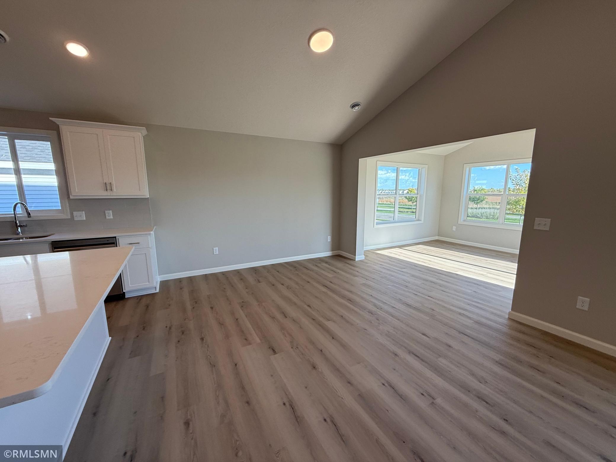 2478 Jacamar Avenue Ne Property Photo 11
