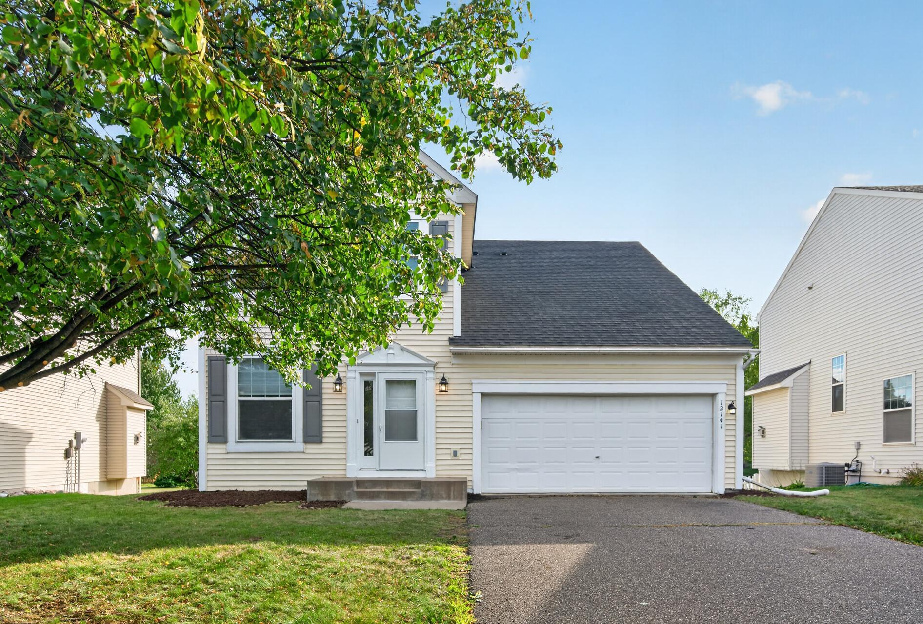 12141 85th Place N Property Photo 2