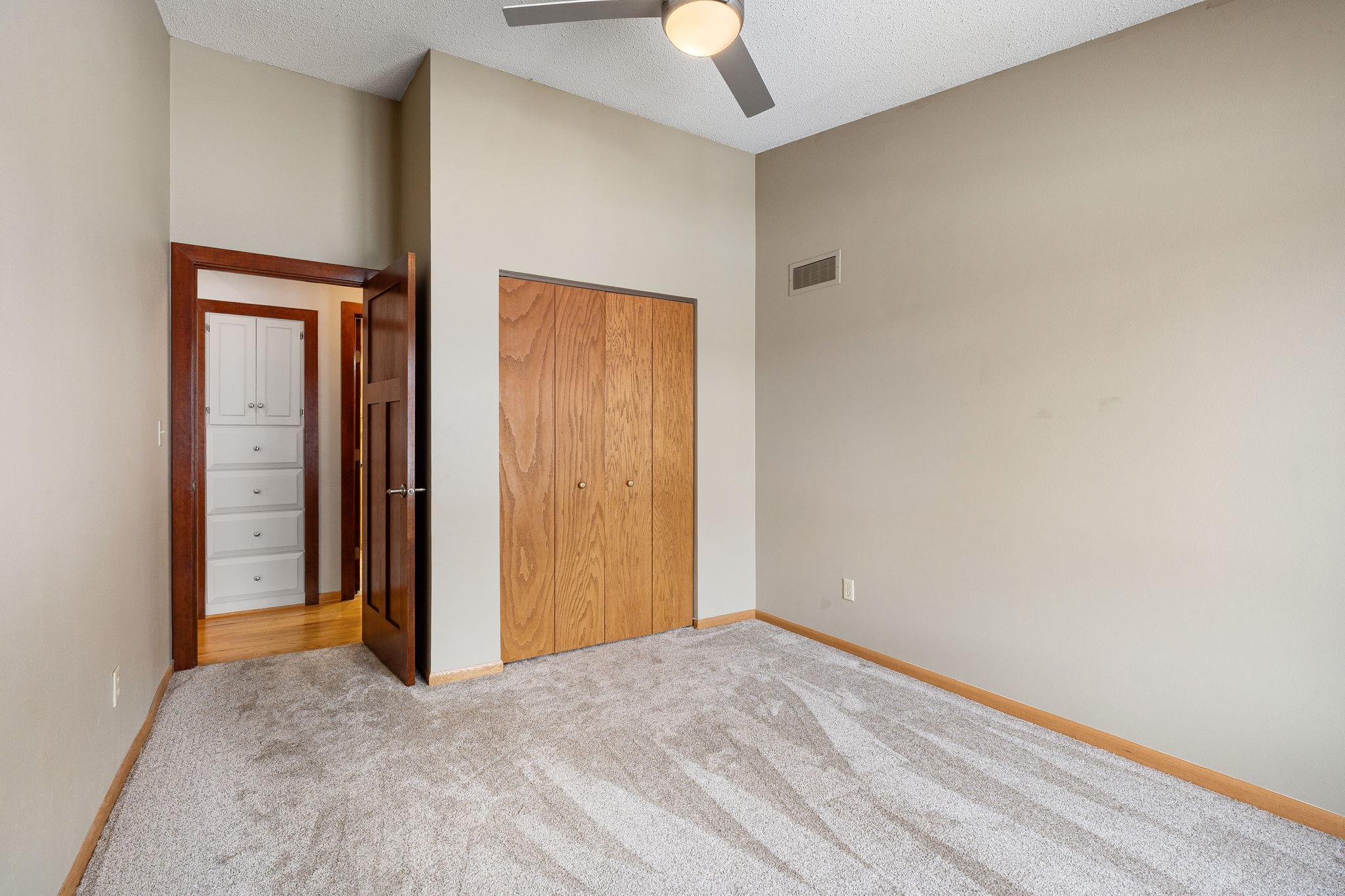 400 Oakland Place Ne 9 Property Photo 28