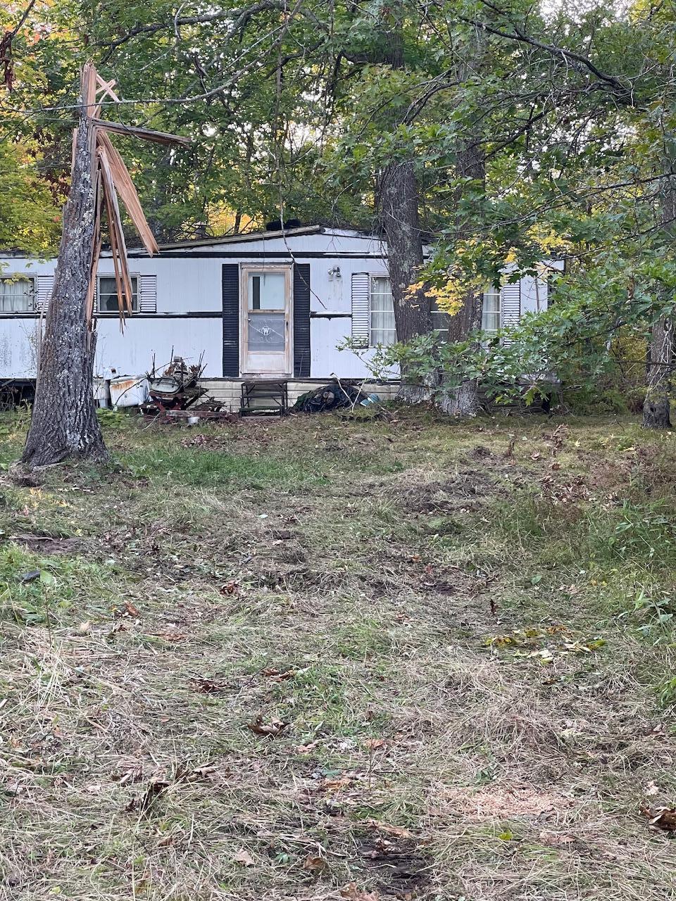 57731 Loon Avenue Property Photo 2