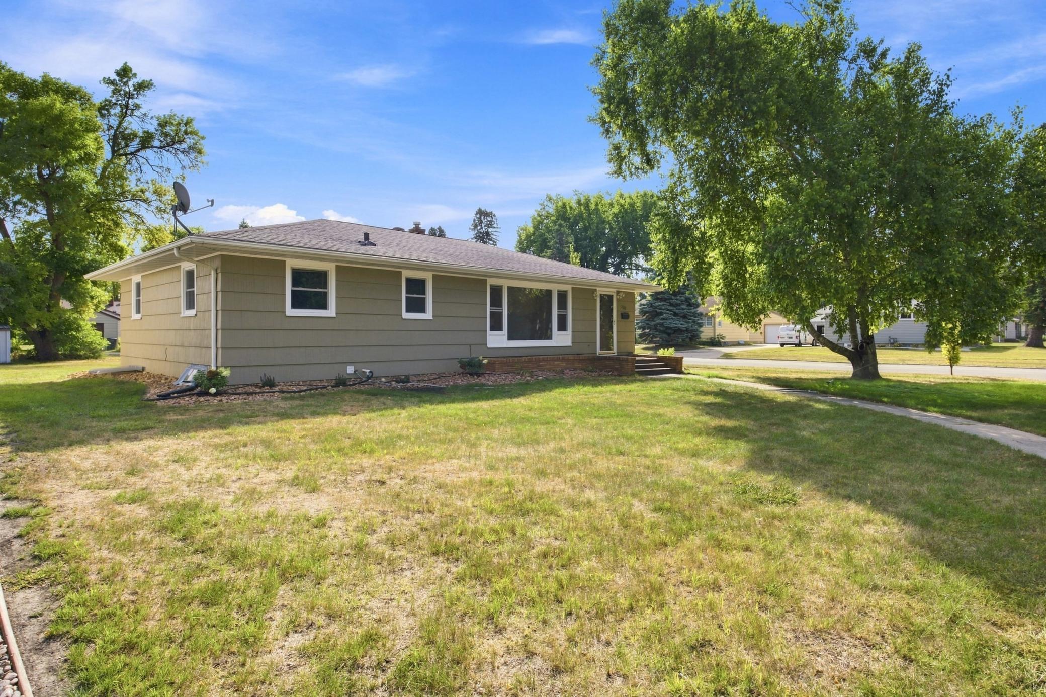 1520 3rd Street S Property Photo 2