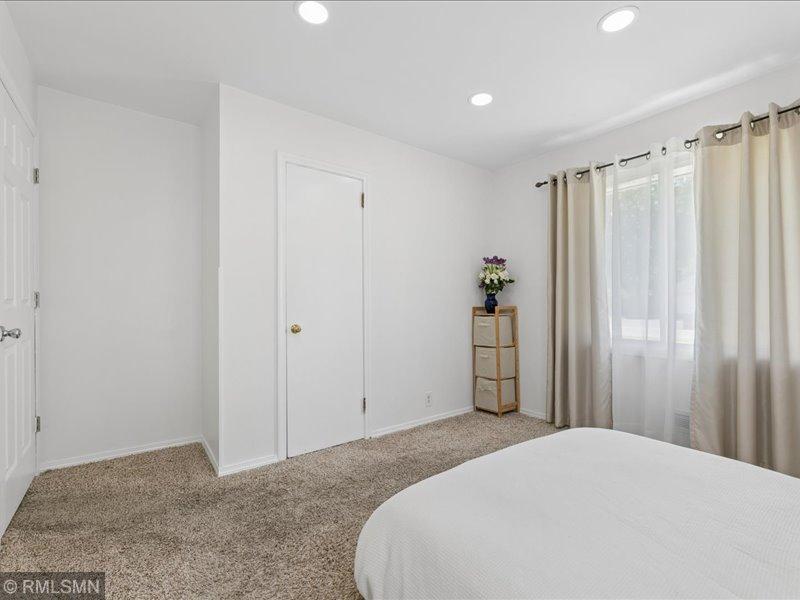 8635 Colfax Avenue S Property Photo 15