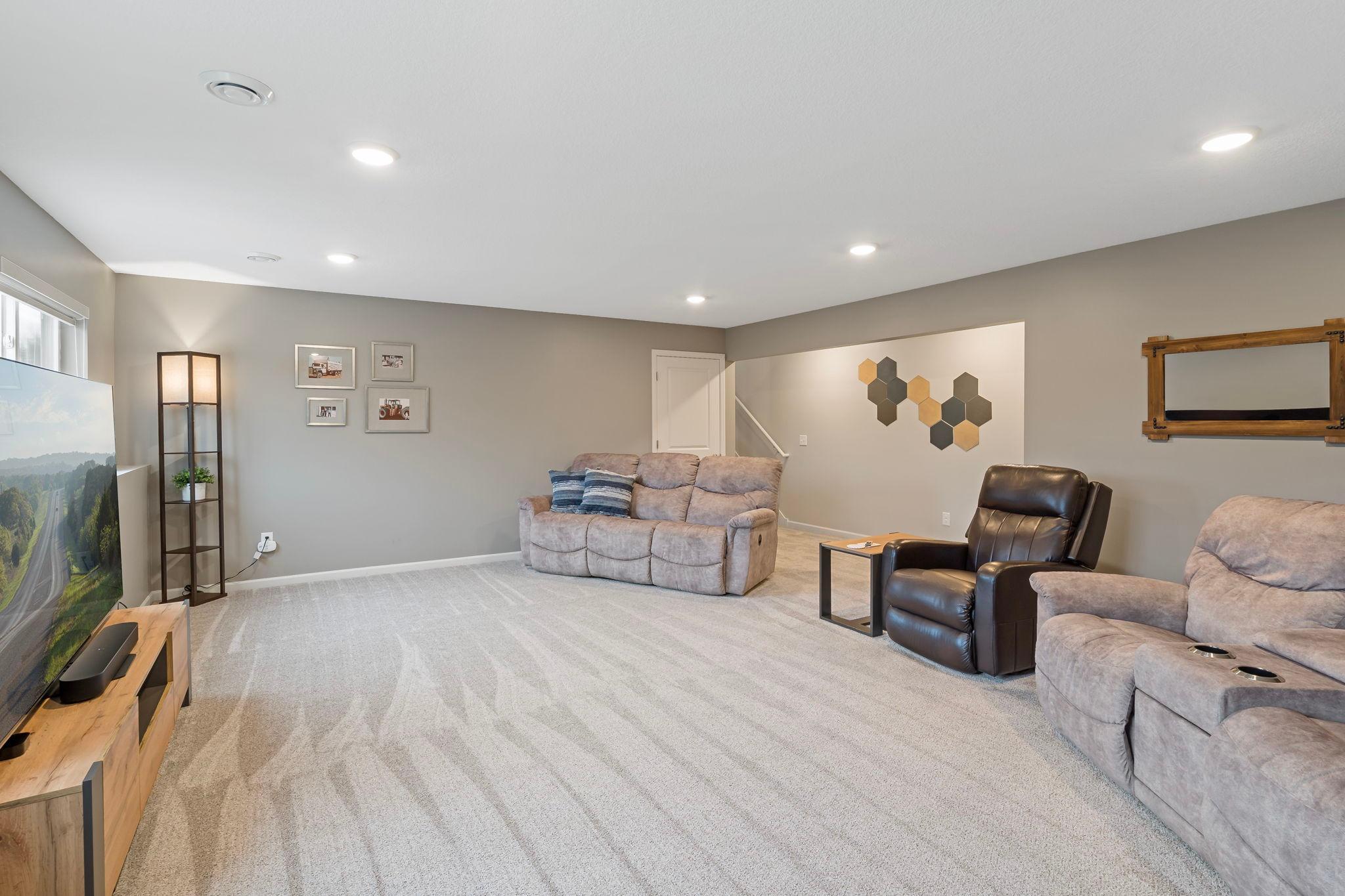 15135 Emory Circle Property Photo 38