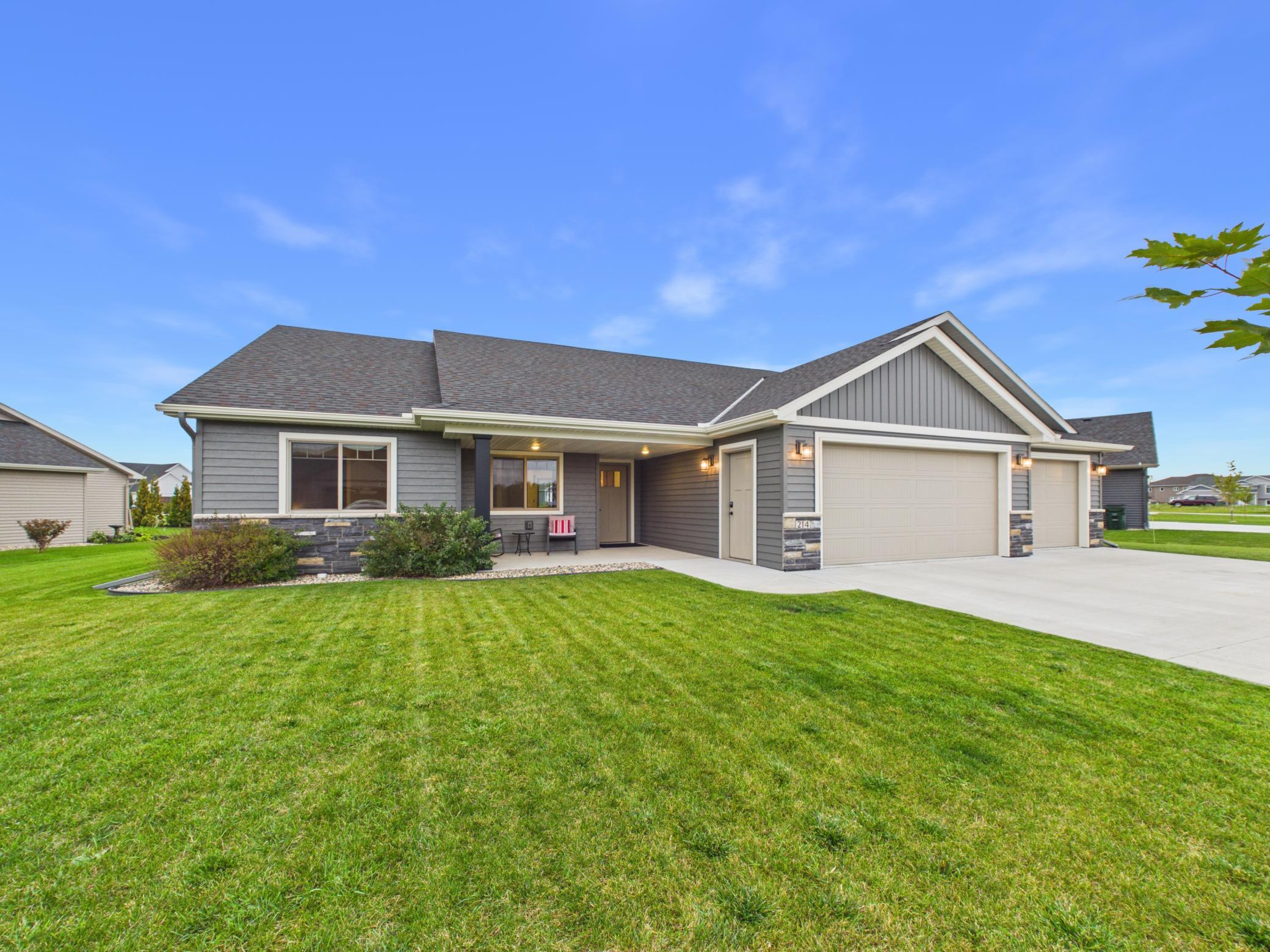214 Woolgrass Way Property Photo 1