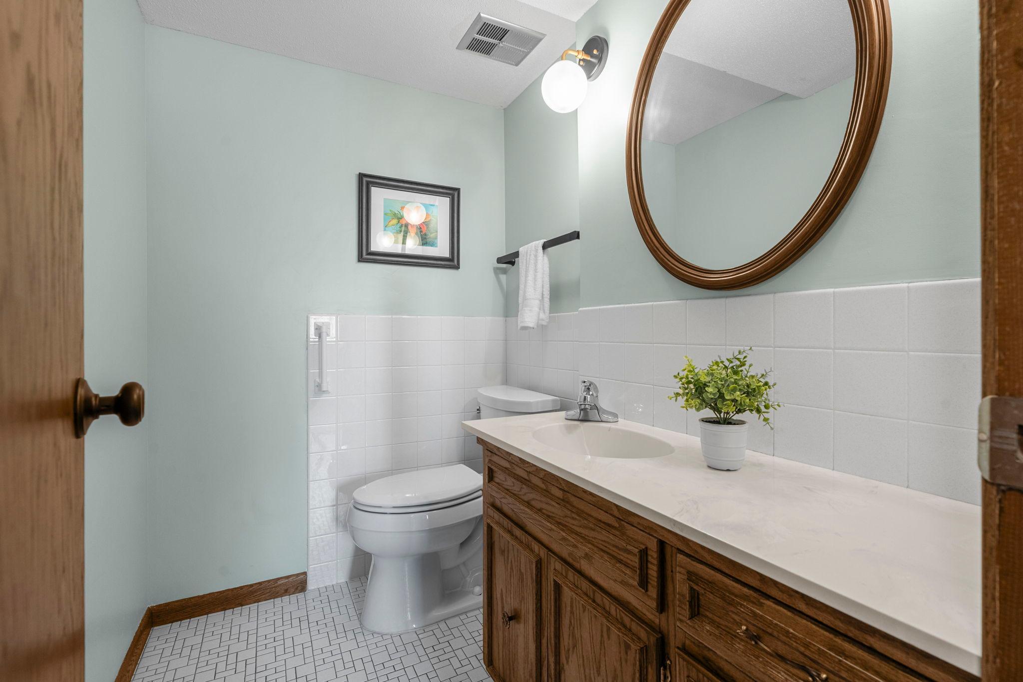 10024 Johnson Circle Property Photo 27