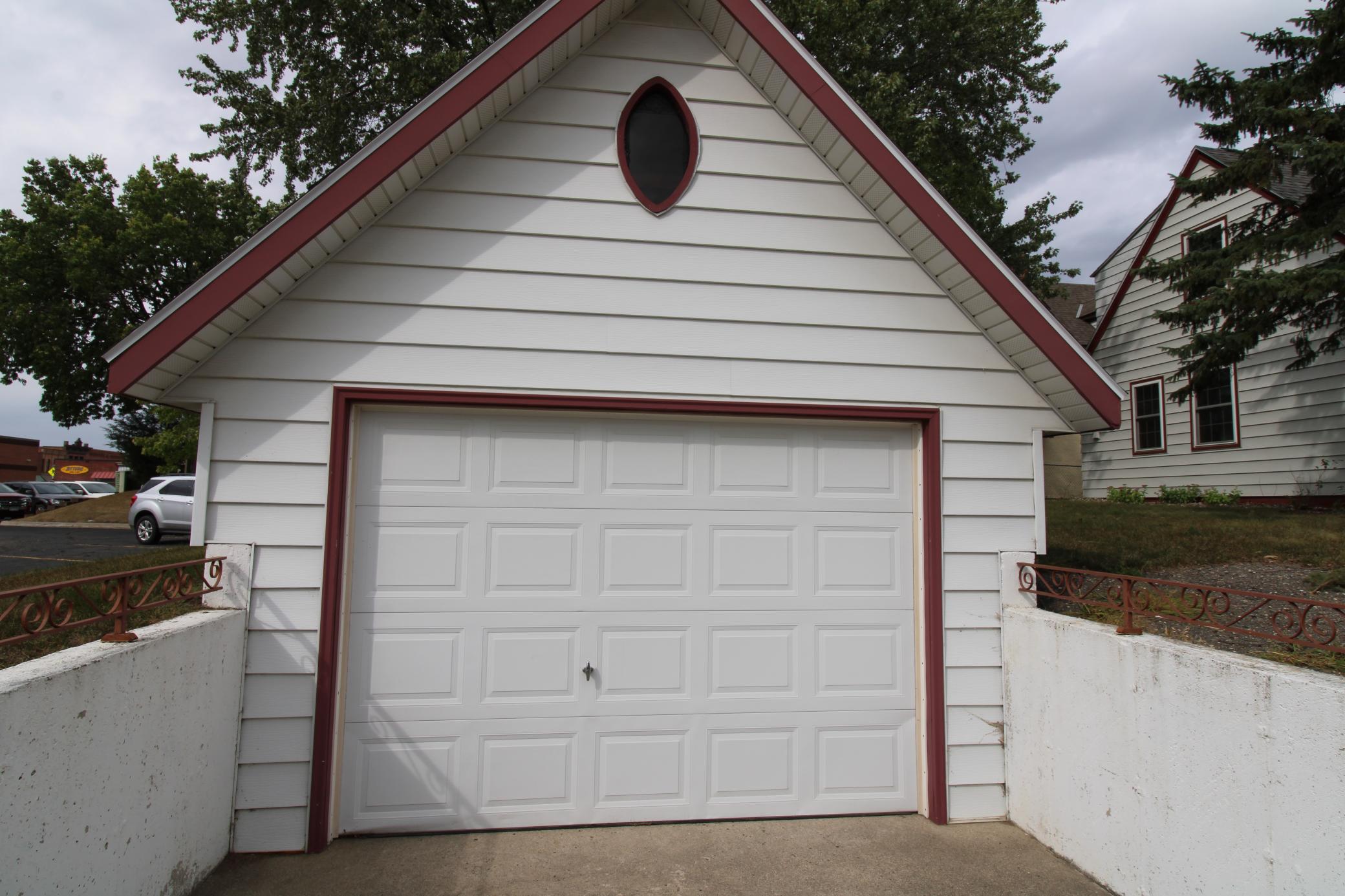 404 5th Street S Property Photo 49