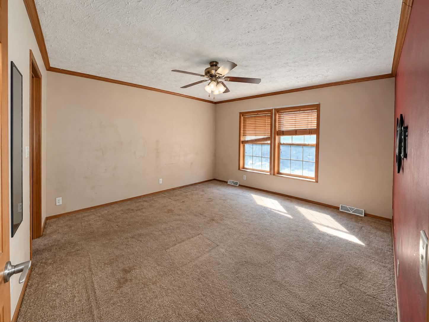 2550 270th Avenue Property Photo 12