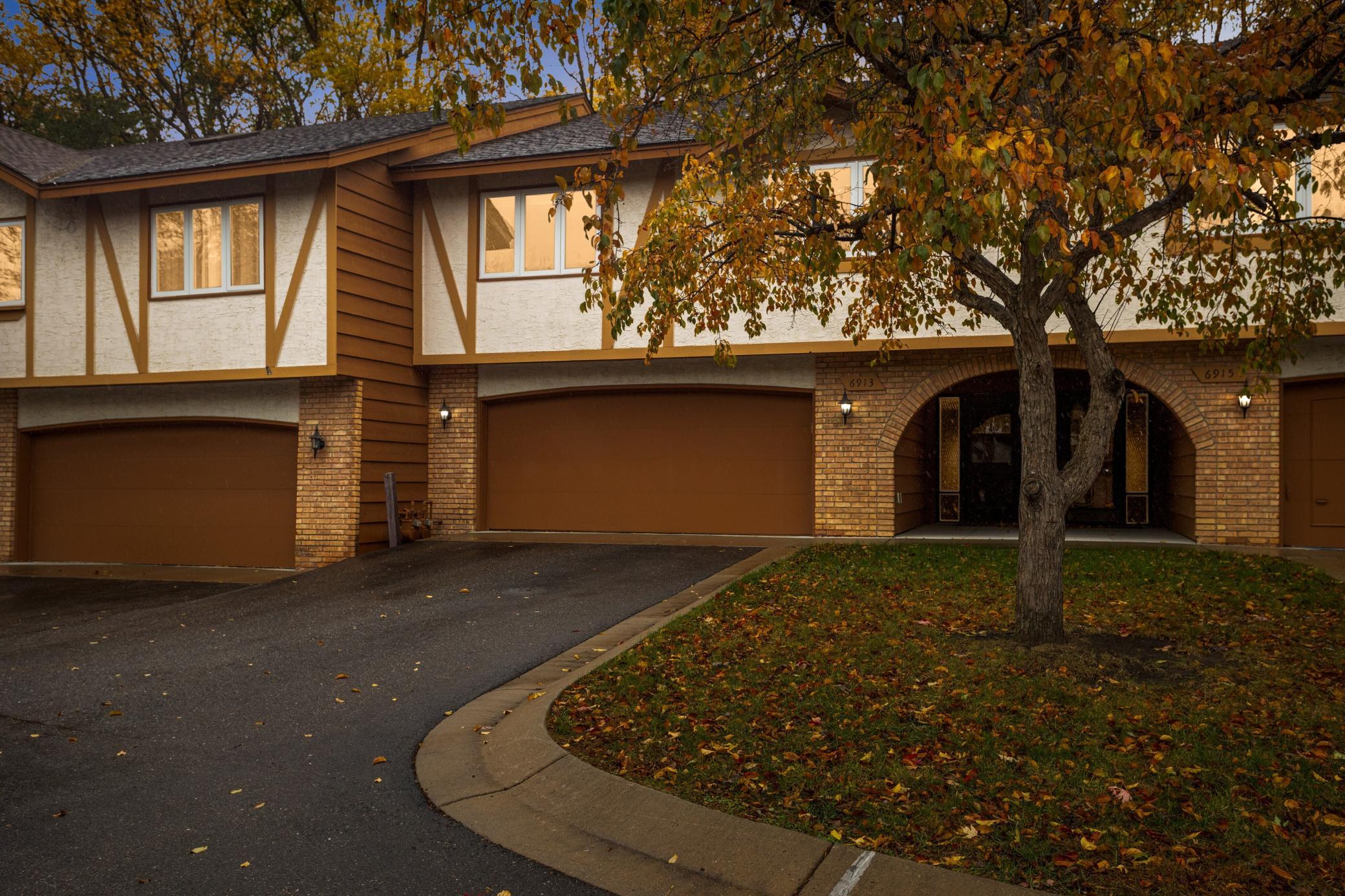 6913 Edenvale Boulevard Property Photo 1