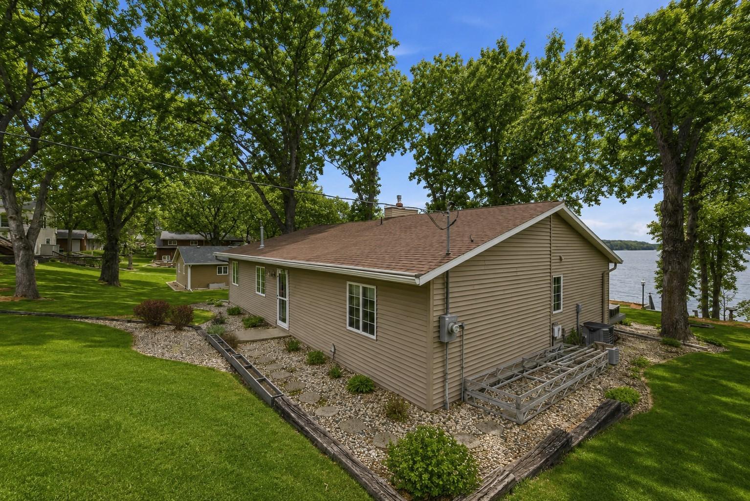 13630 2nd Street Ne Property Photo 5