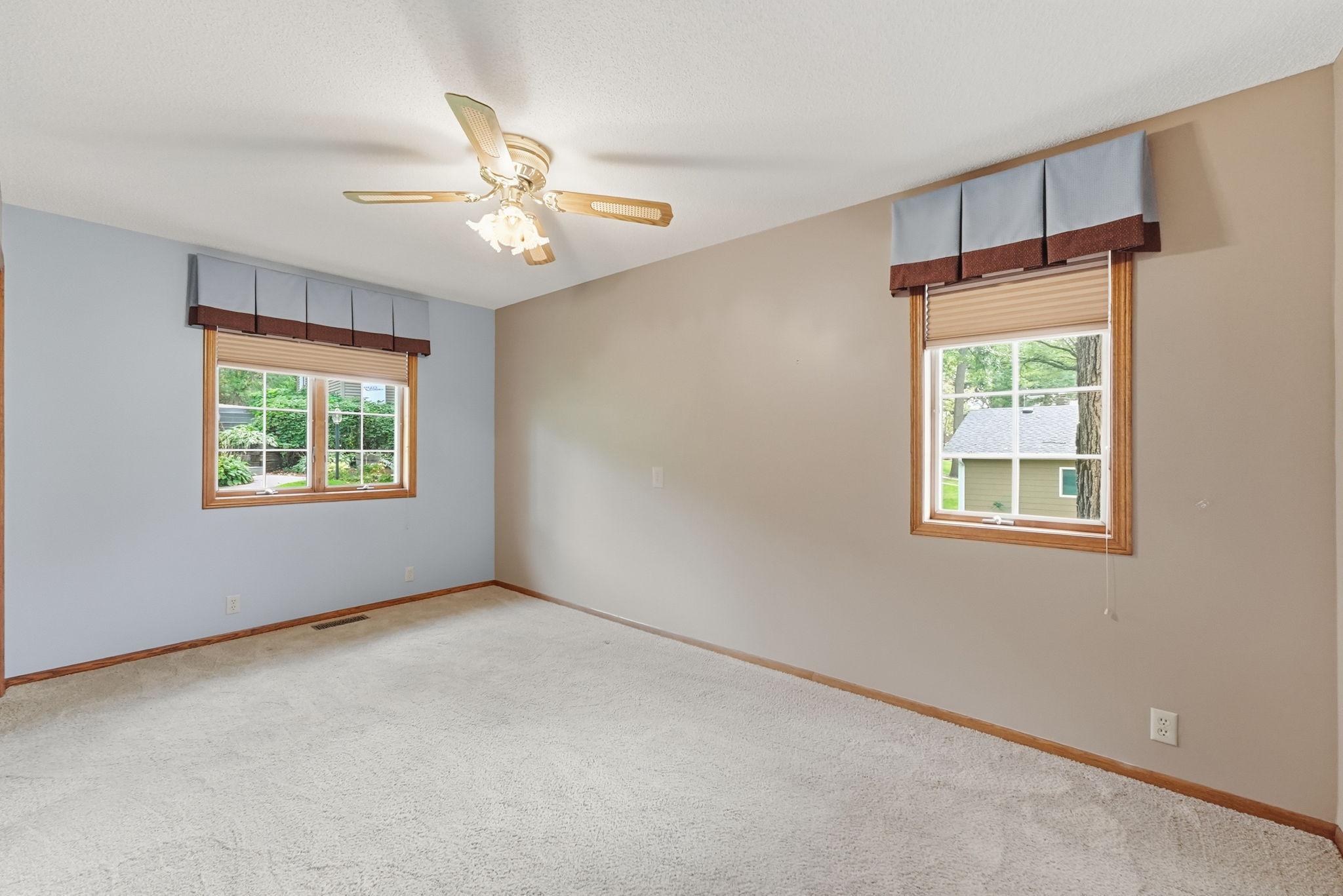 13630 2nd Street Ne Property Photo 29