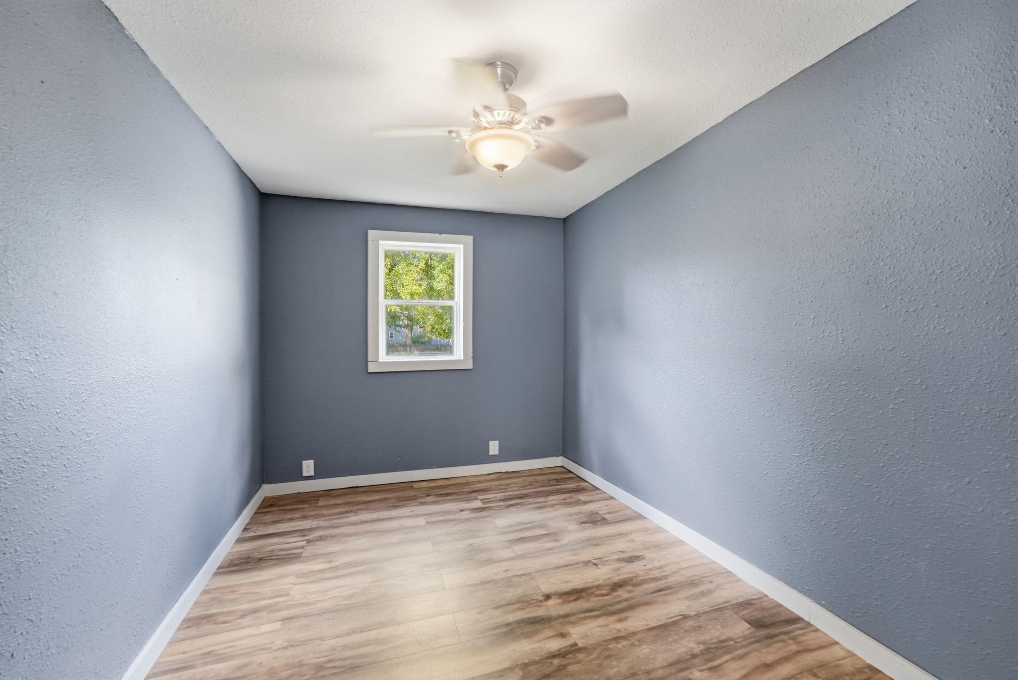150 W Church Avenue Property Photo 16