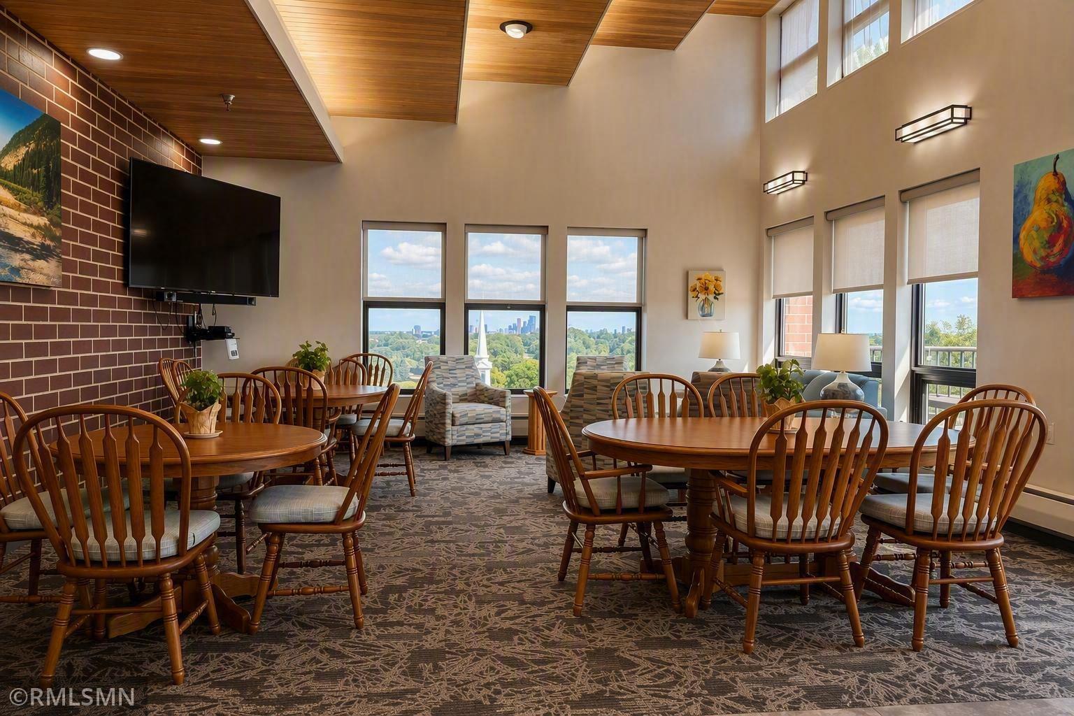 7600 Golden Valley Road 304 Property Photo 12