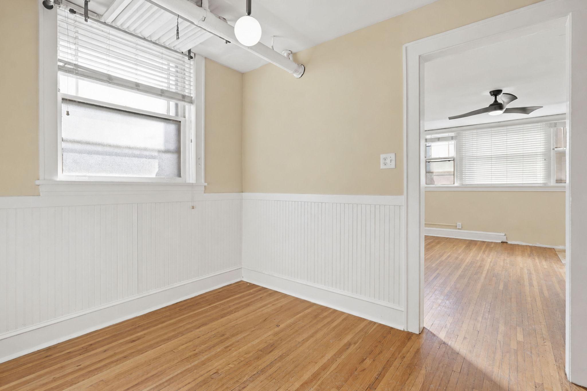 2545 Garfield Avenue A Property Photo 7