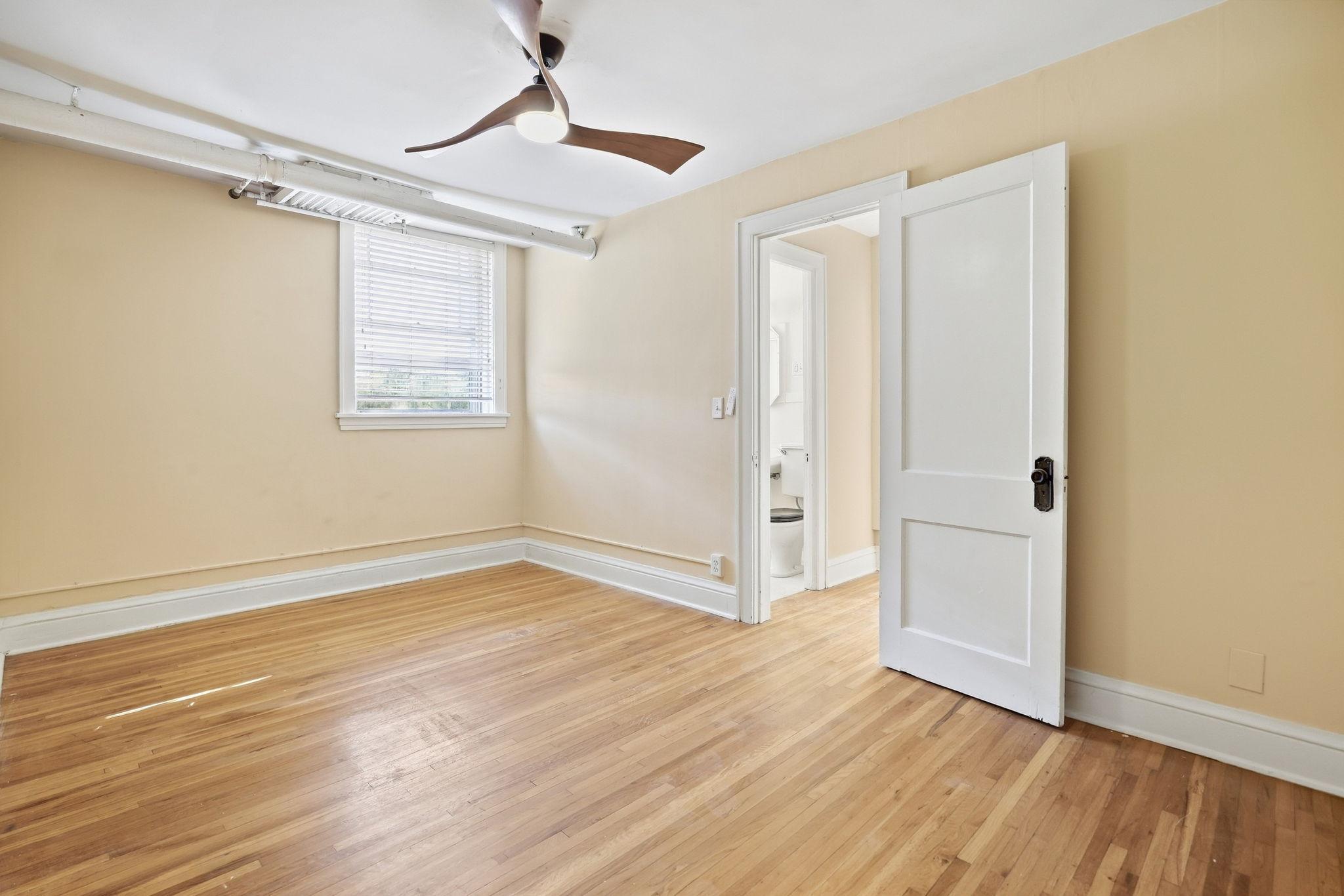 2545 Garfield Avenue A Property Photo 12