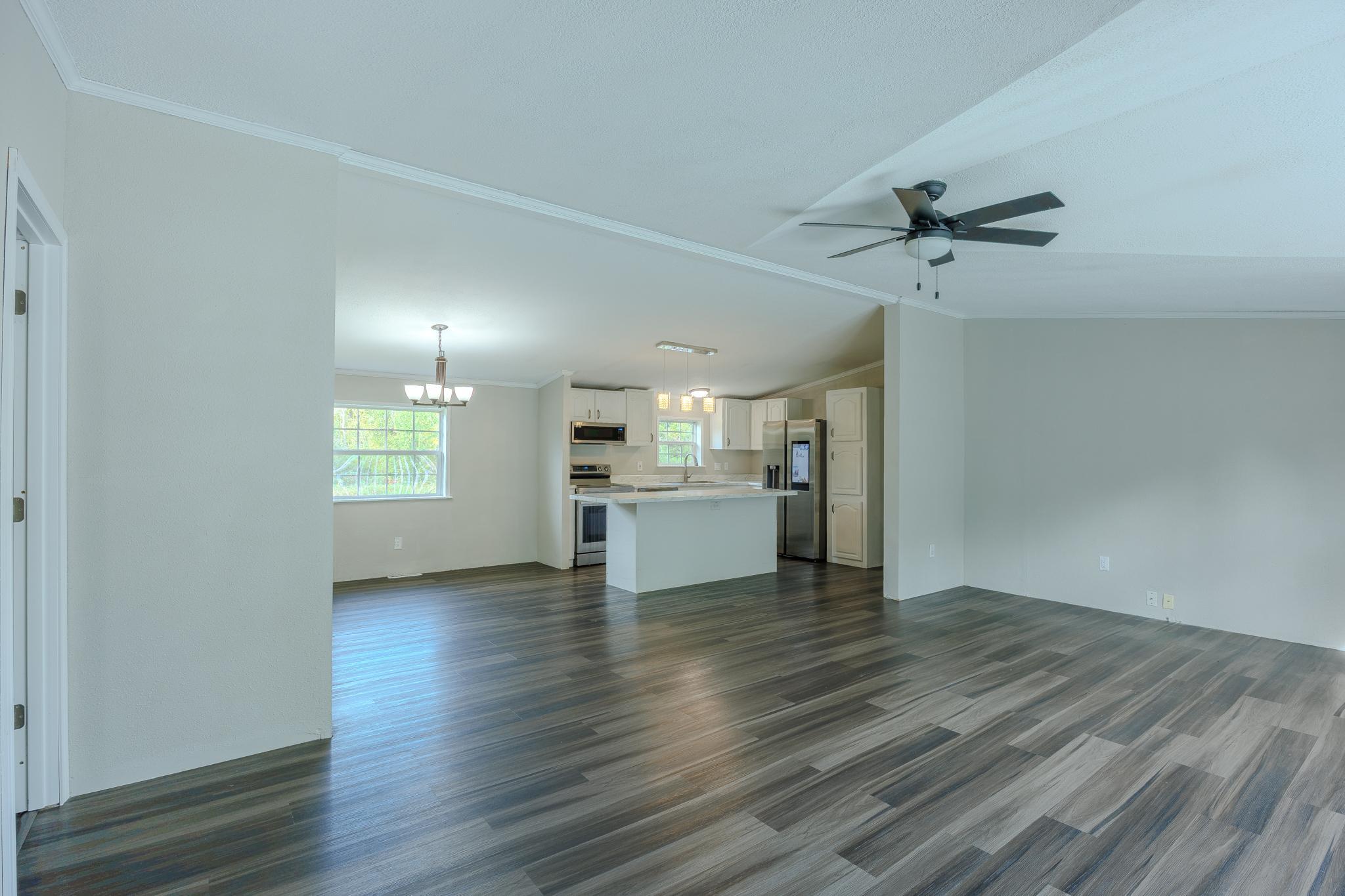 47335 323rd Avenue Property Photo 5
