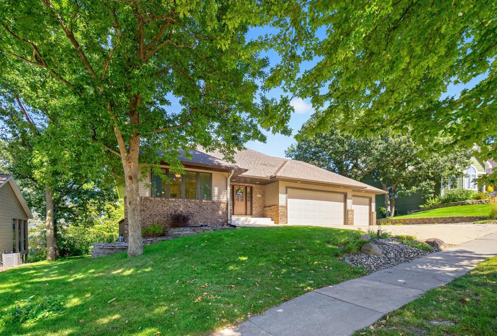1419 Glendale Hills Drive Ne Property Photo 1