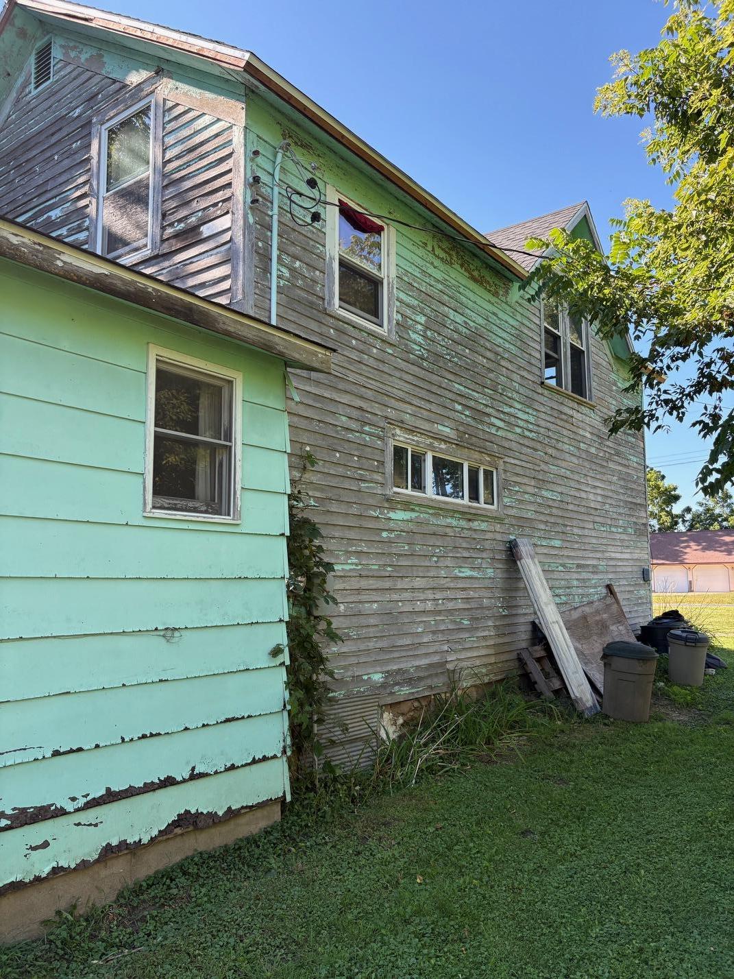 560 Main Street Property Photo 4
