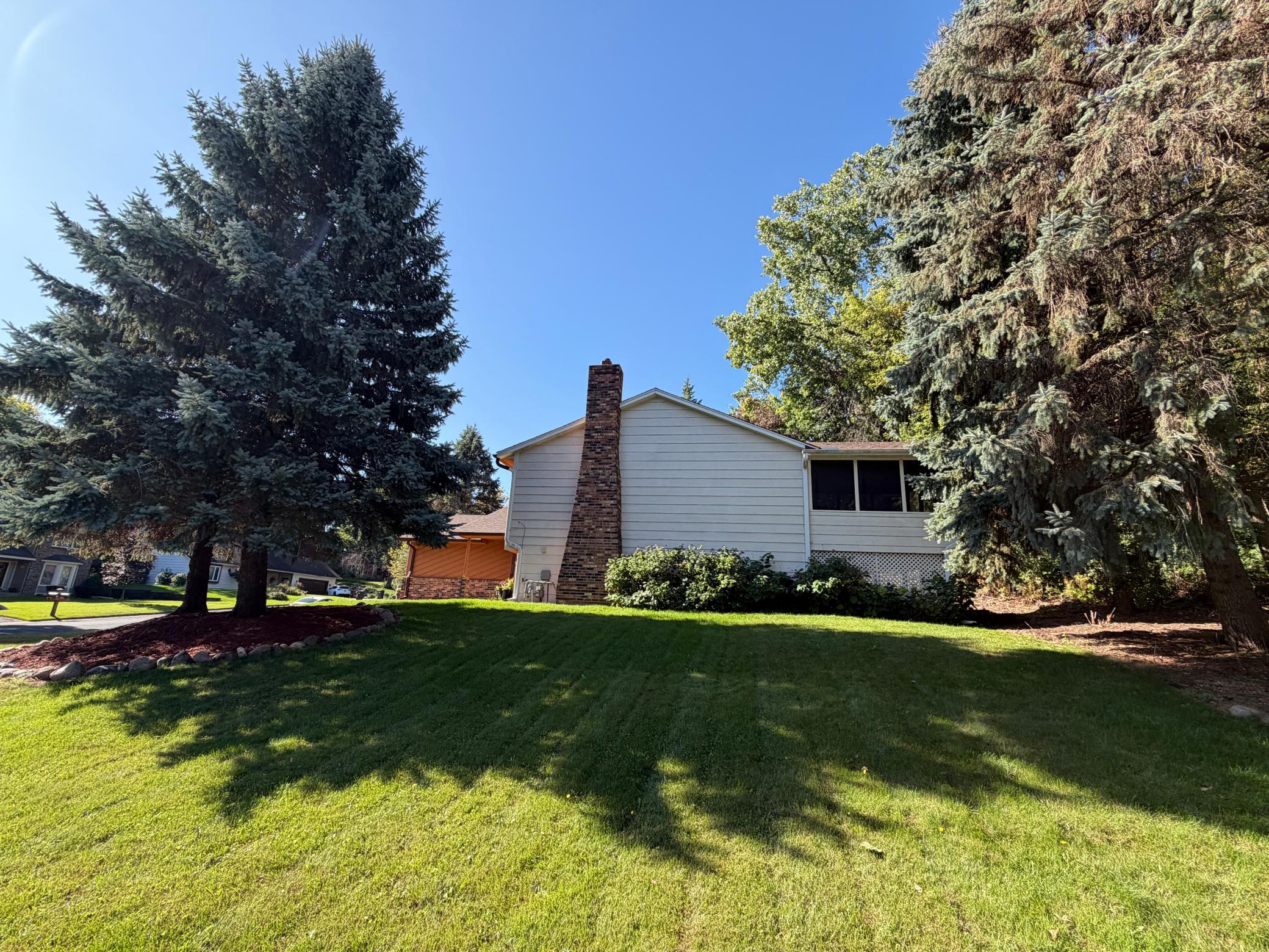 4615 Parkridge Drive Property Photo 4