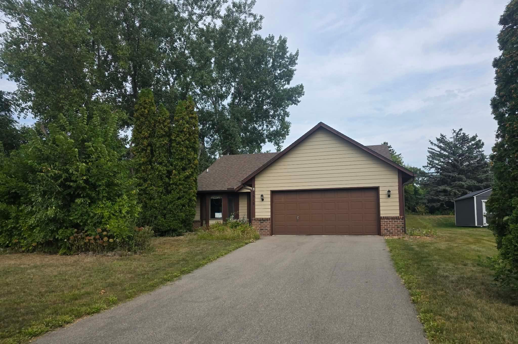 1515 Bender Road Property Photo 1