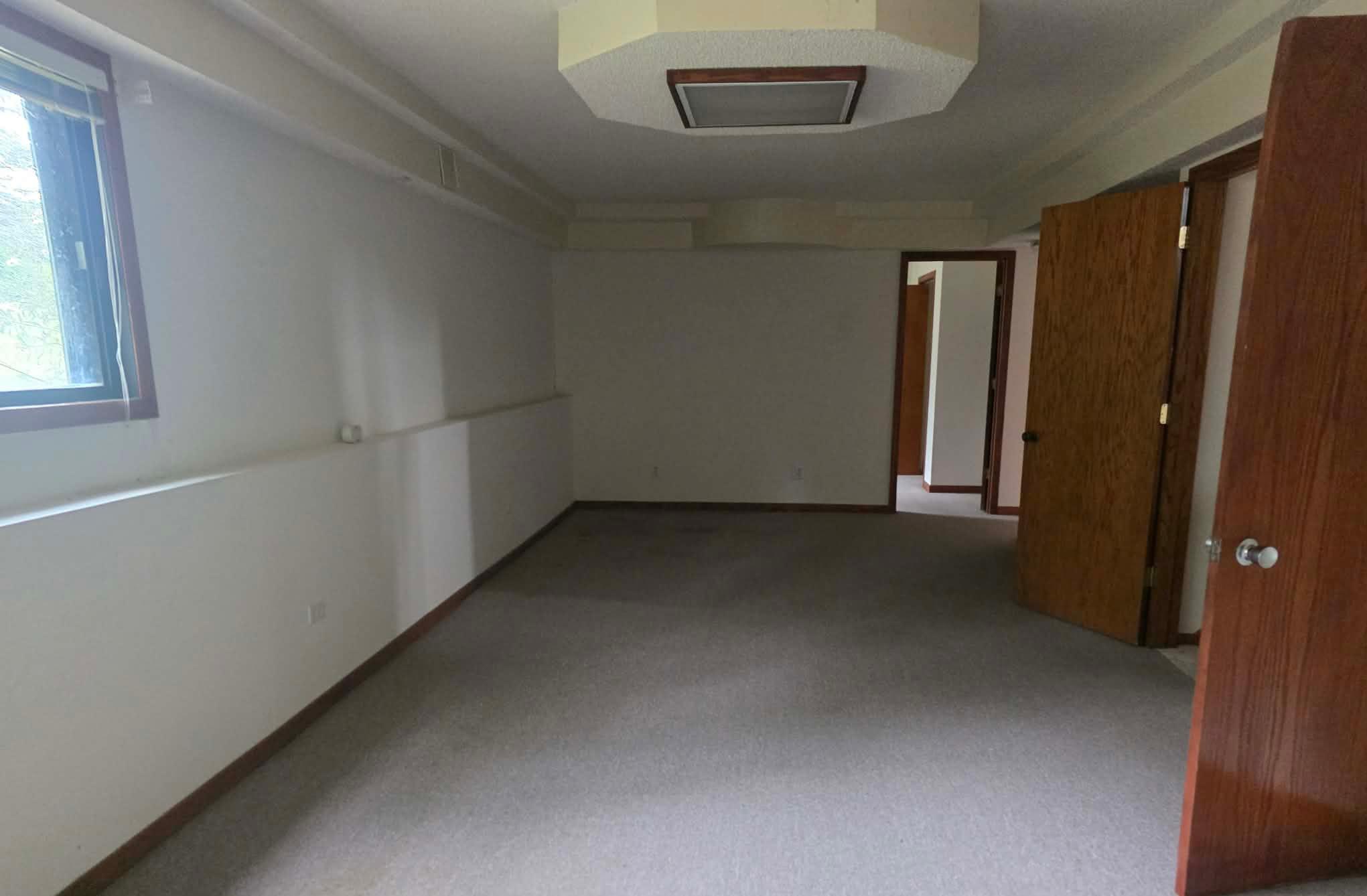 1515 Bender Road Property Photo 5